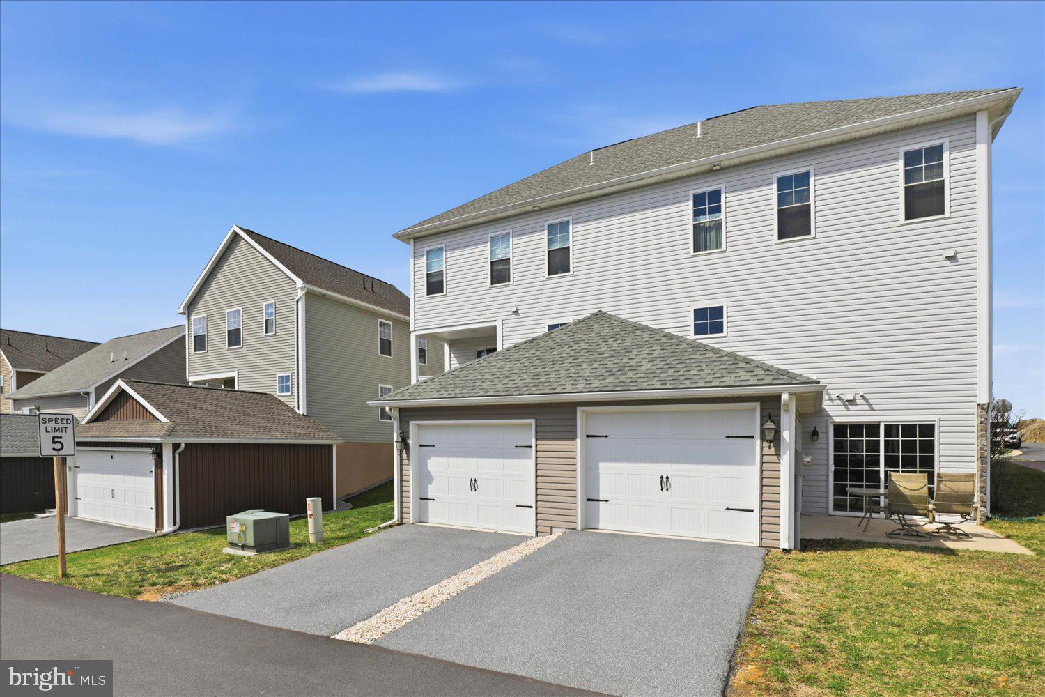 WABASH LANDING - Residential