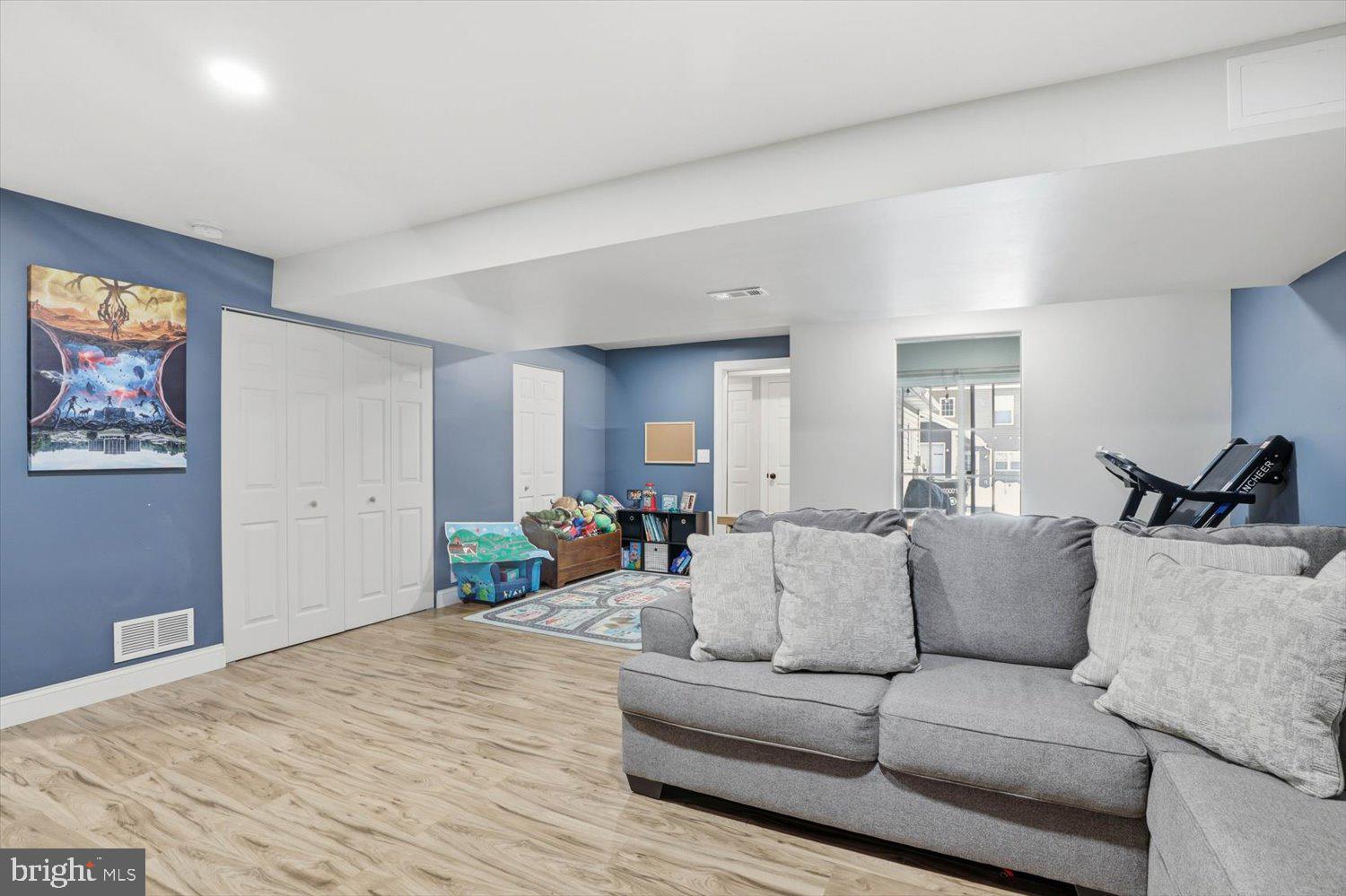 WABASH LANDING - Residential