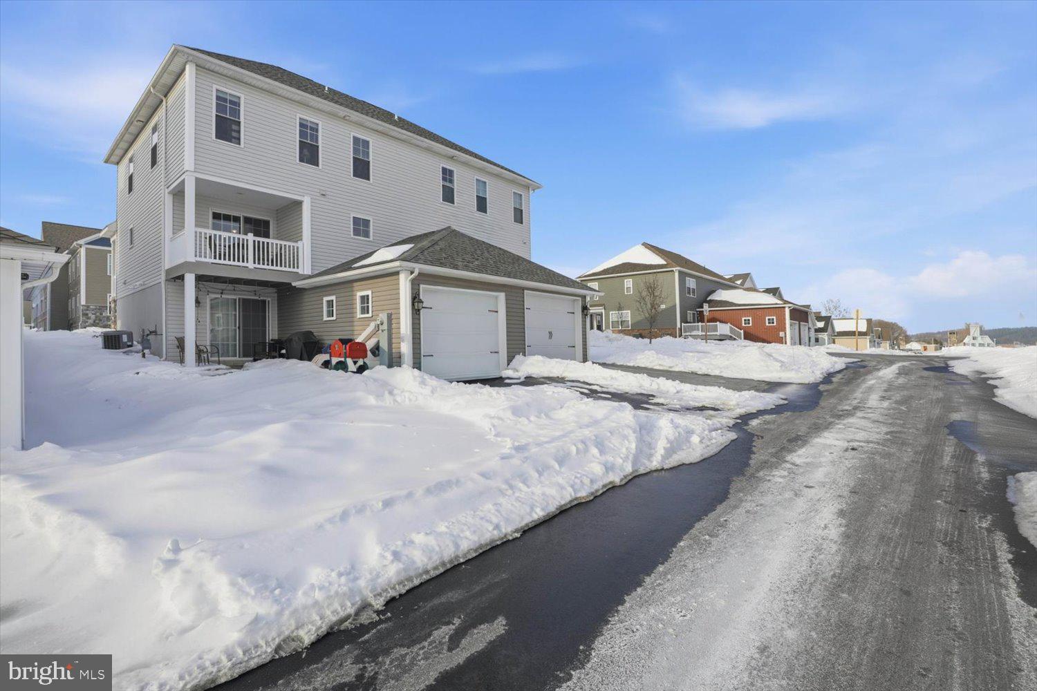 WABASH LANDING - Residential