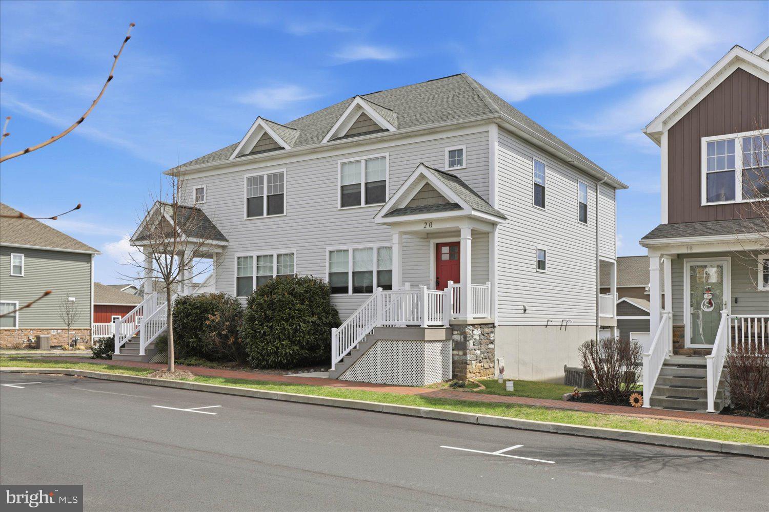 WABASH LANDING - Residential