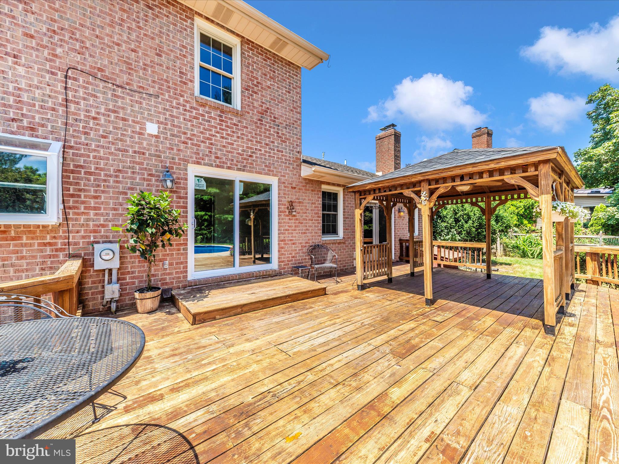 CLOVERDALE - Residential