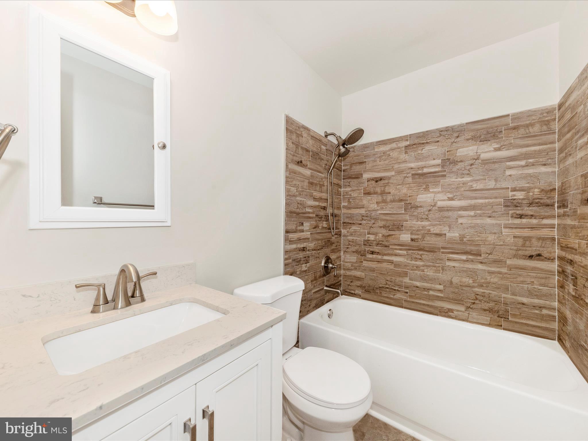 CLOVERDALE - Residential