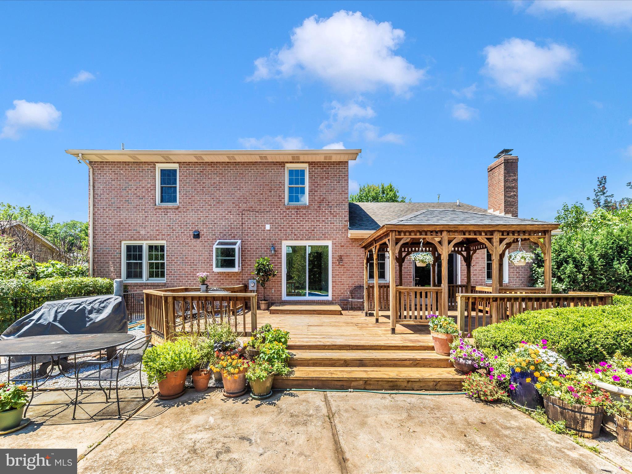 CLOVERDALE - Residential