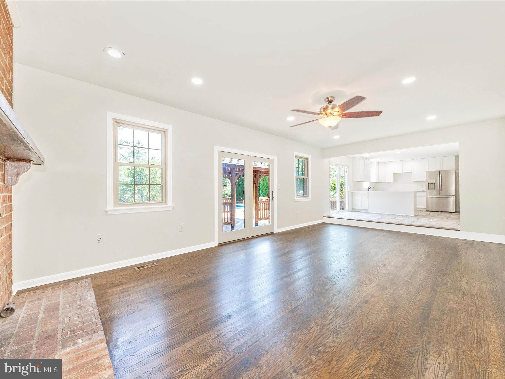 CLOVERDALE - Residential