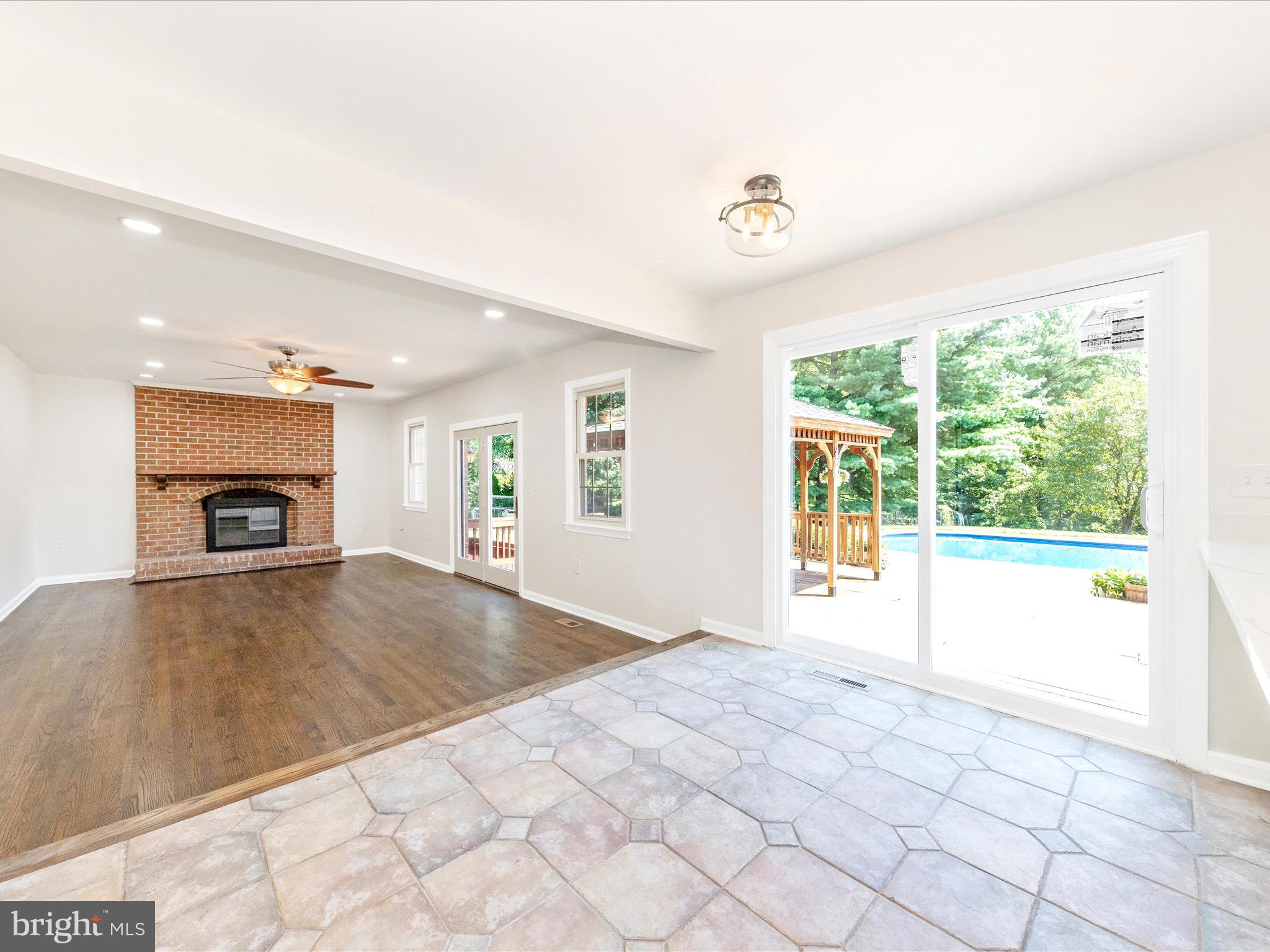 CLOVERDALE - Residential