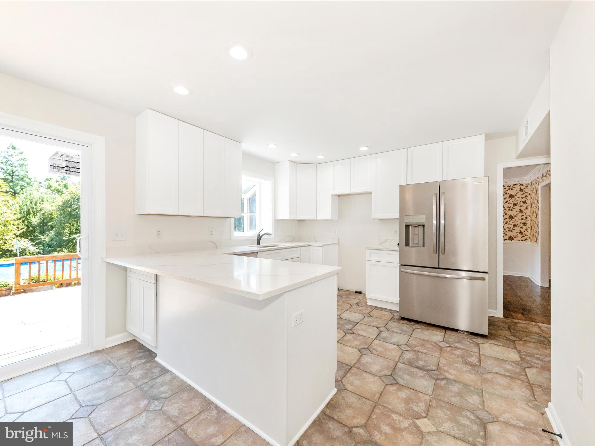 CLOVERDALE - Residential