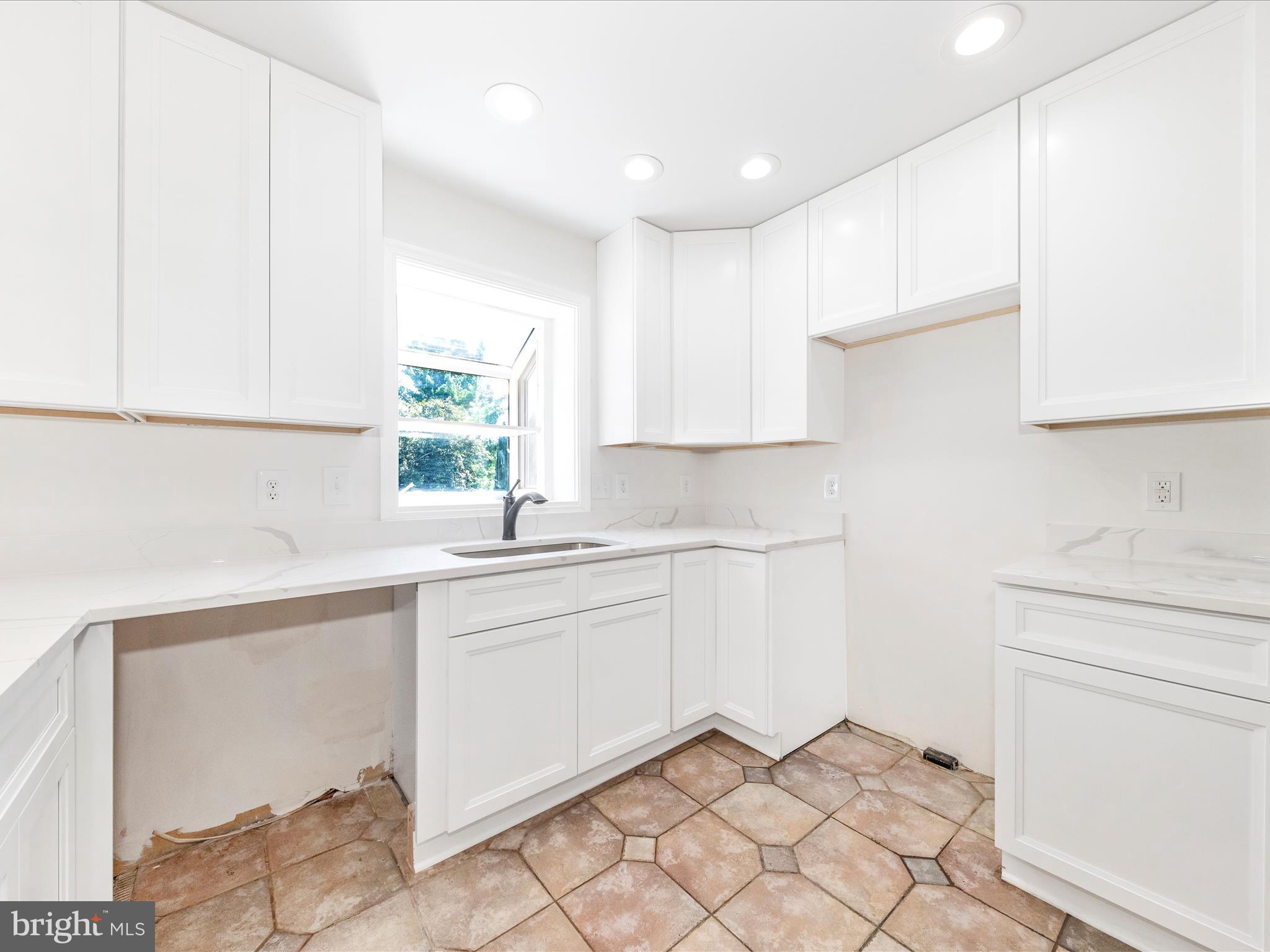 CLOVERDALE - Residential