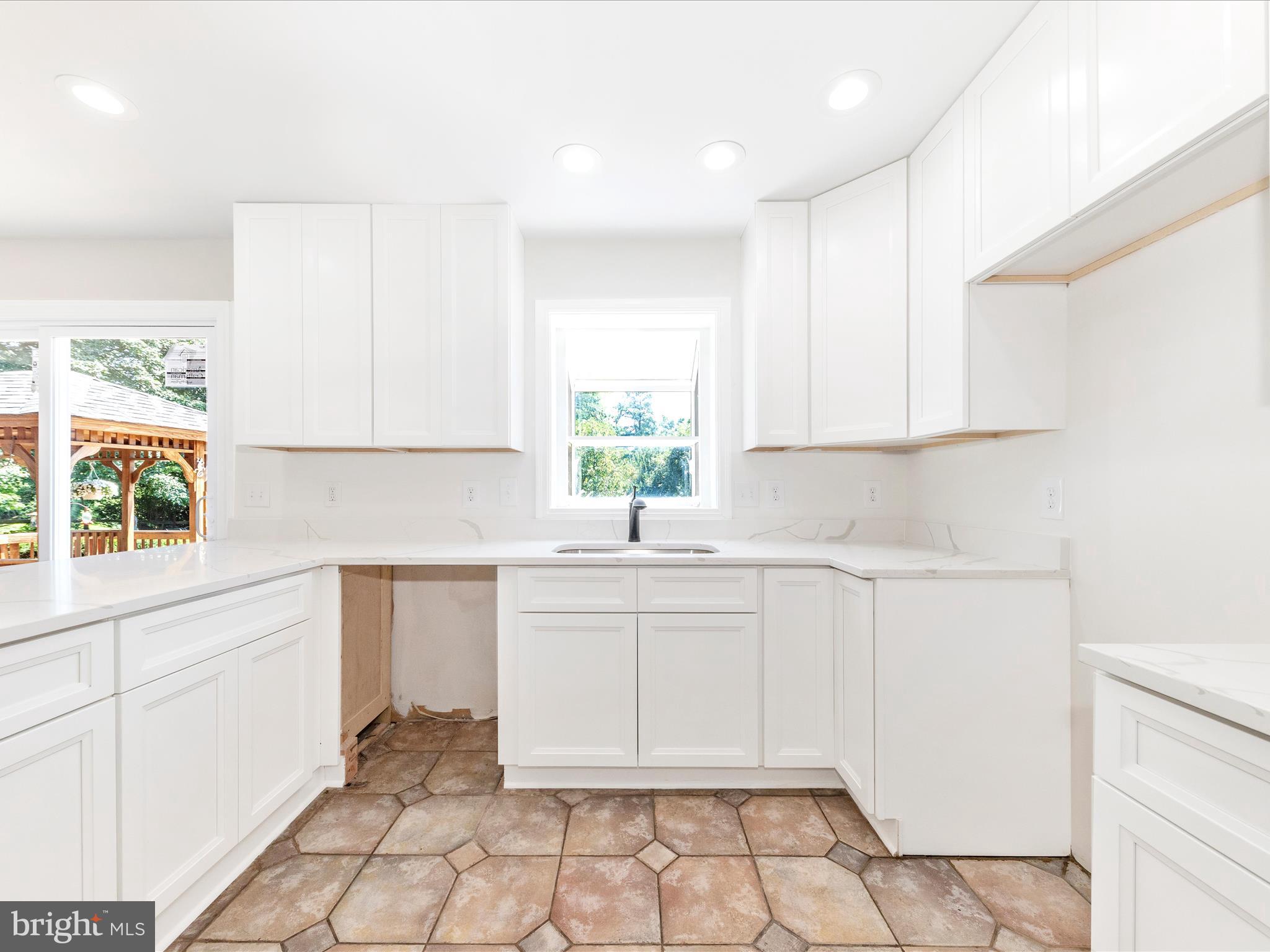 CLOVERDALE - Residential