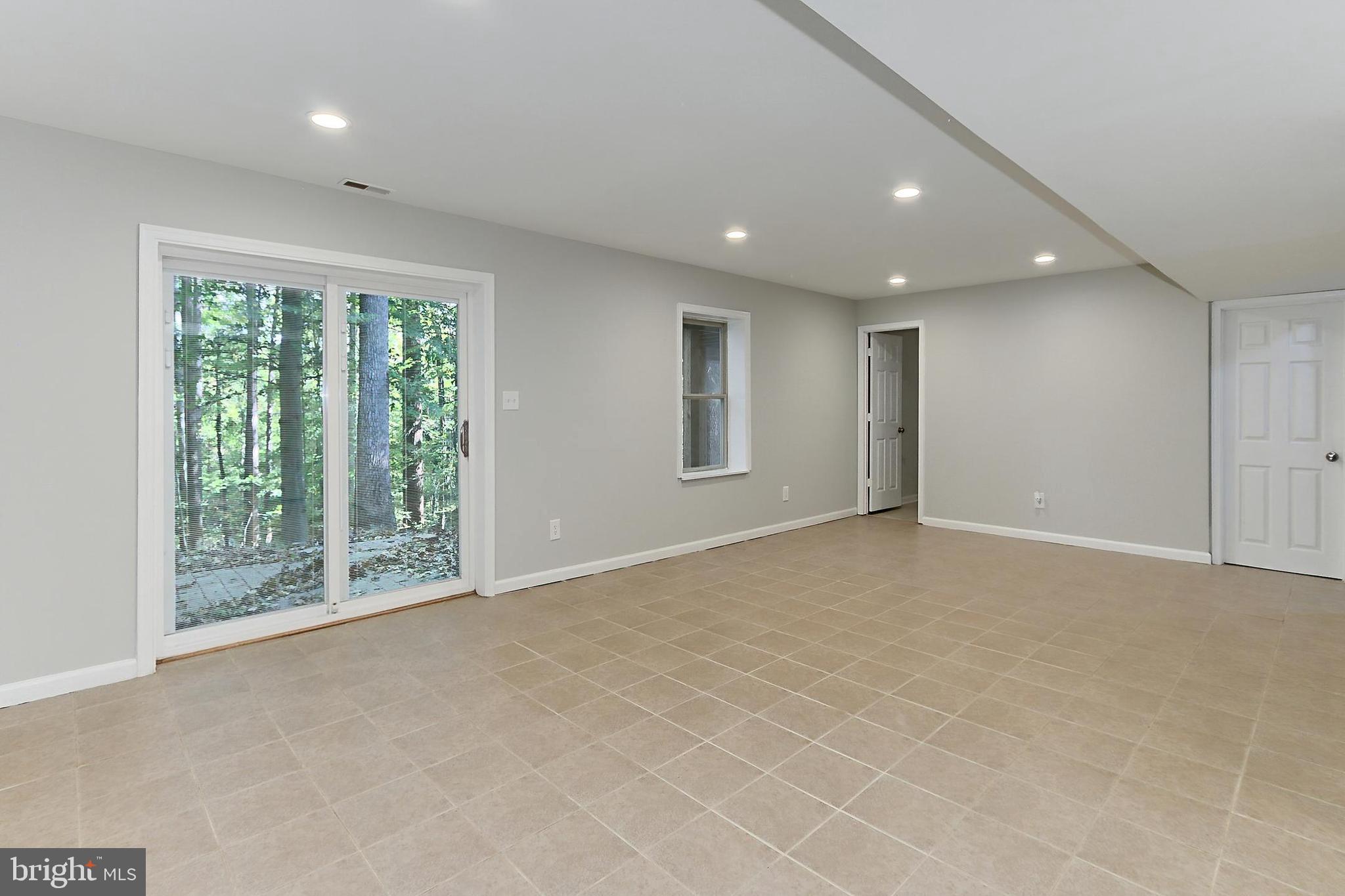 OCCOQUAN FOREST - Residential
