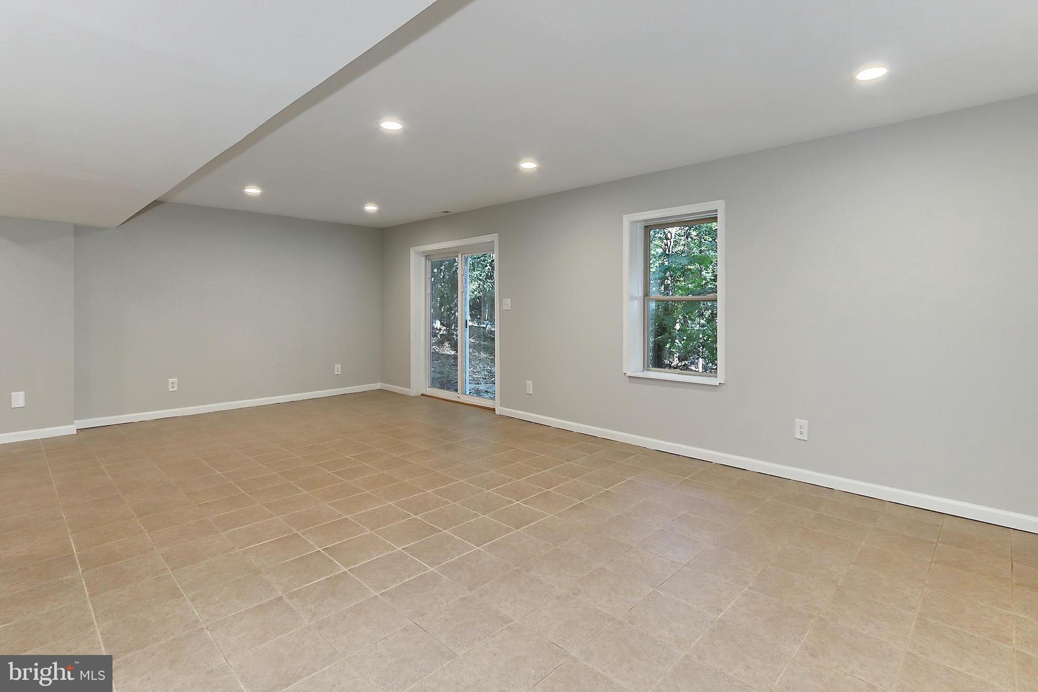 OCCOQUAN FOREST - Residential