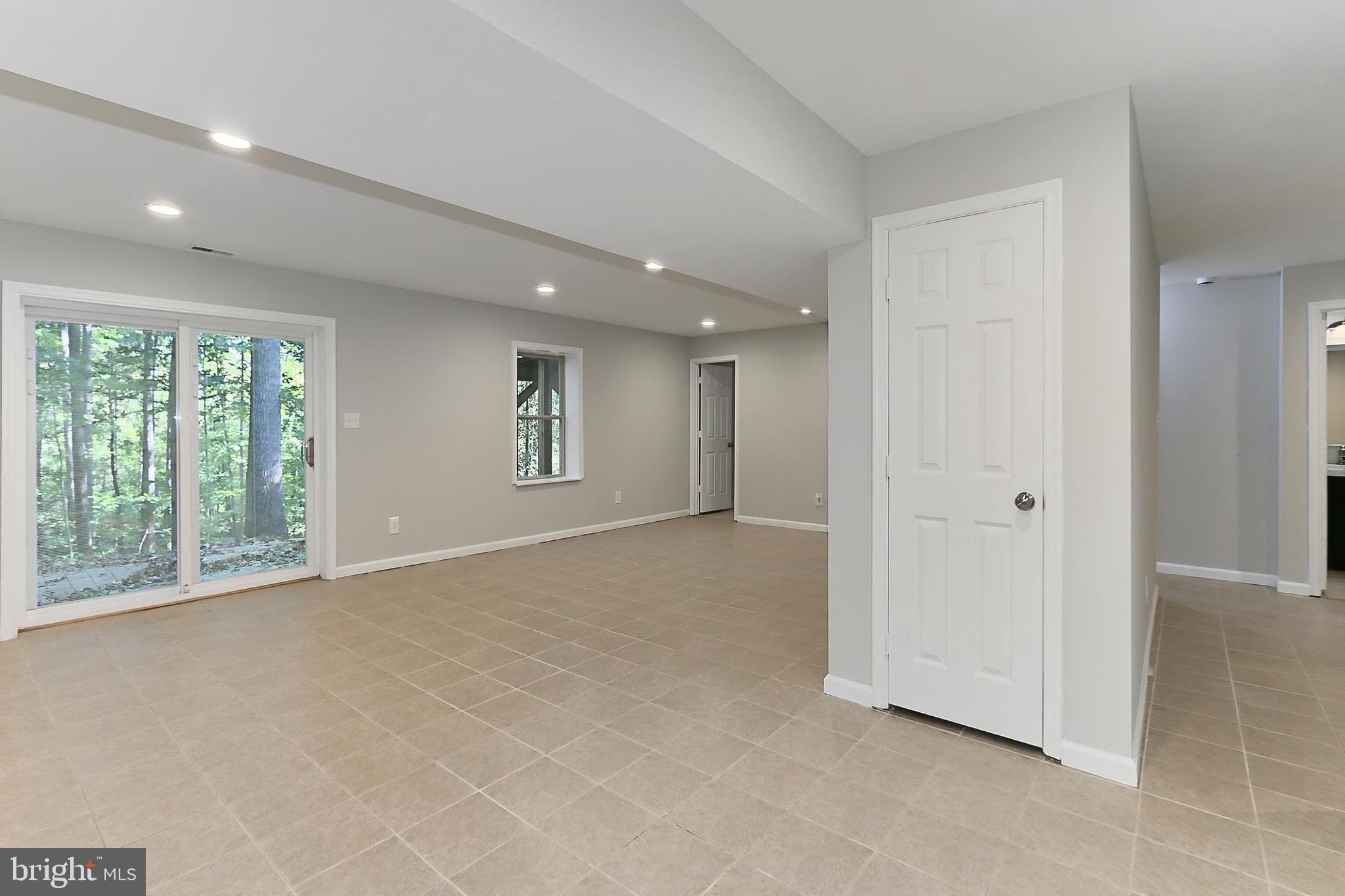 OCCOQUAN FOREST - Residential