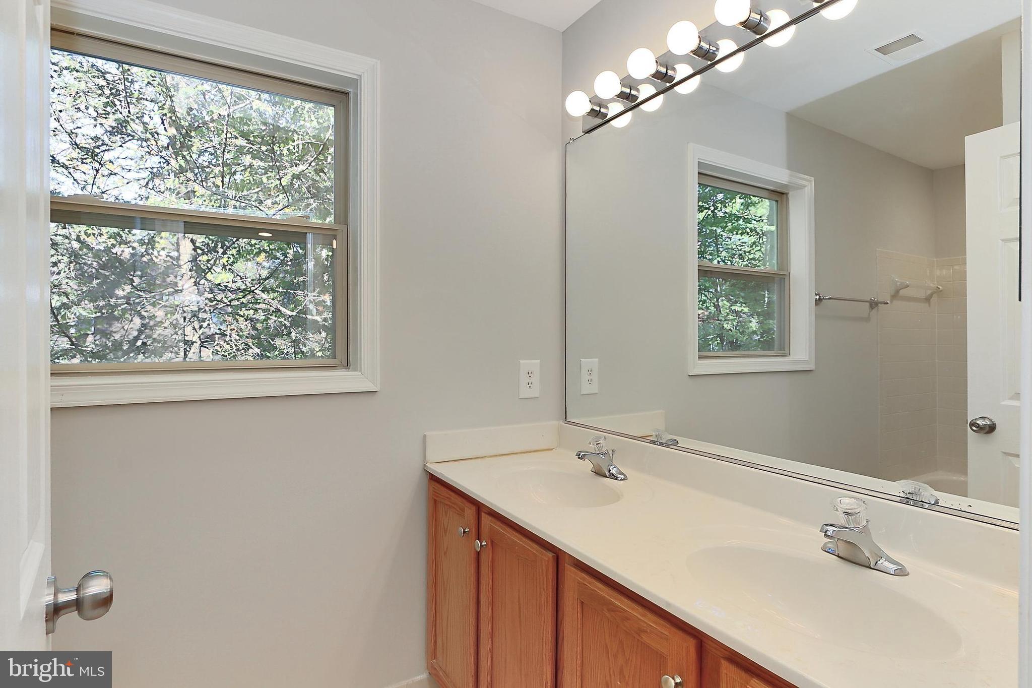 OCCOQUAN FOREST - Residential