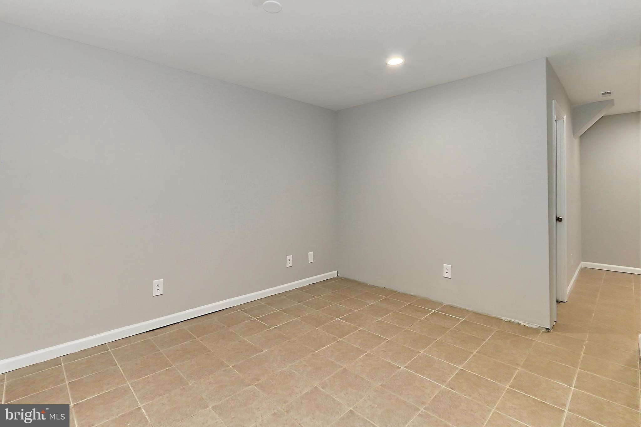 OCCOQUAN FOREST - Residential