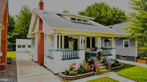 233 Crestmont Terrace, Collingswood, NJ 08108 - #: NJCD2124532