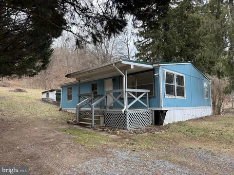 90 Broadway Street, Berkeley Springs, WV 25411 - MLS#: WVMO2005646
