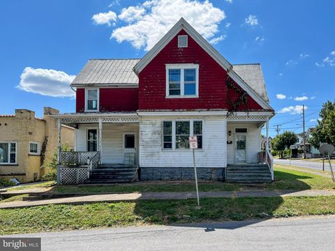 33 W GARBER STREET MOUNT UNION PA 17066