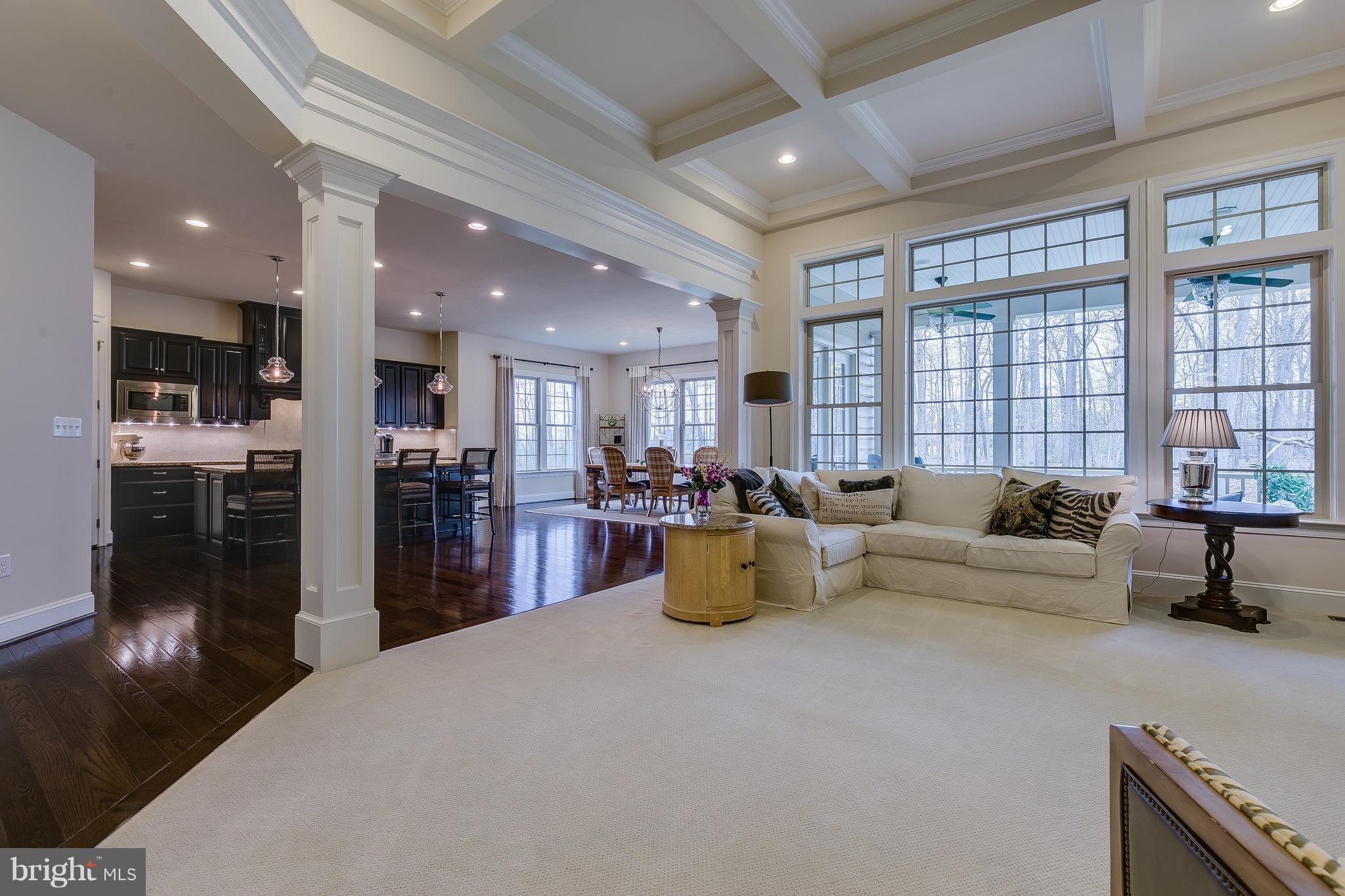 DAWSON'S CORNER - Residential