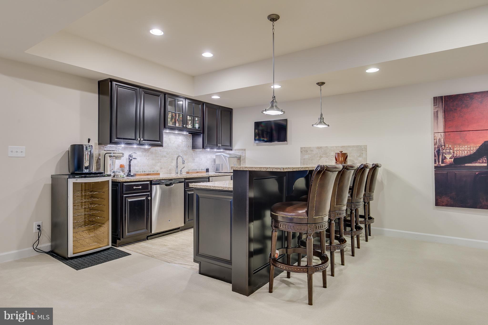 DAWSON'S CORNER - Residential