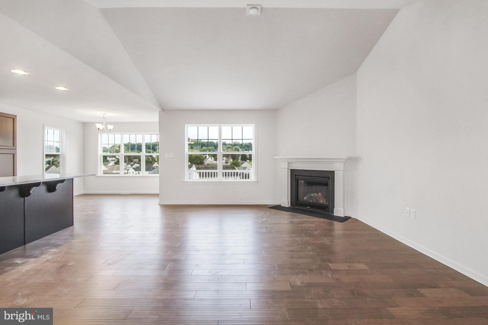 EAGLES VIEW - Residential