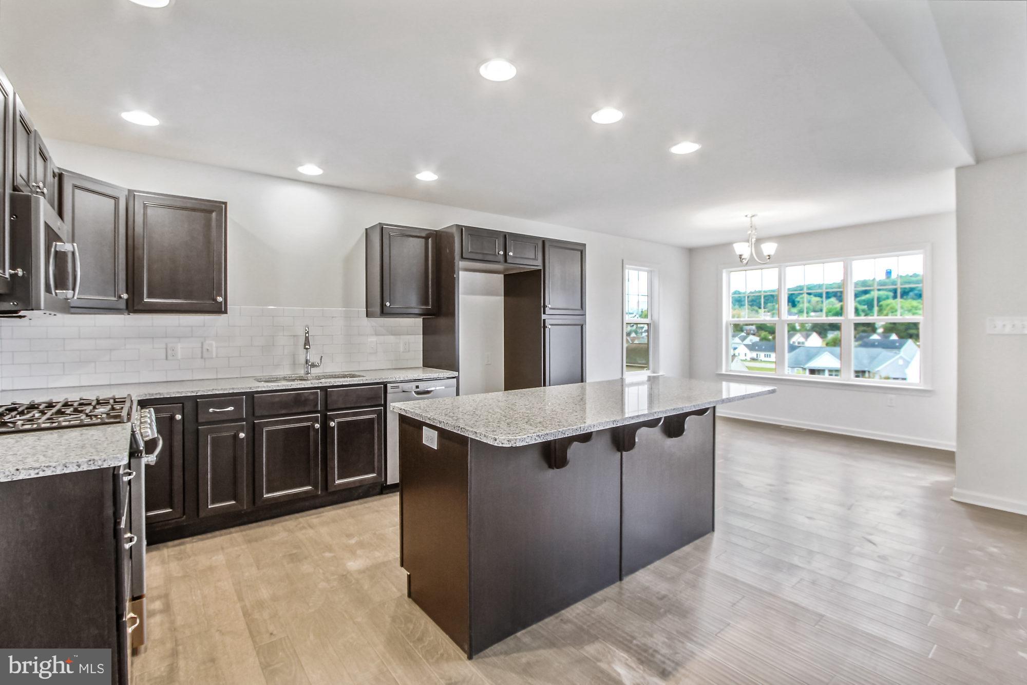 EAGLES VIEW - Residential
