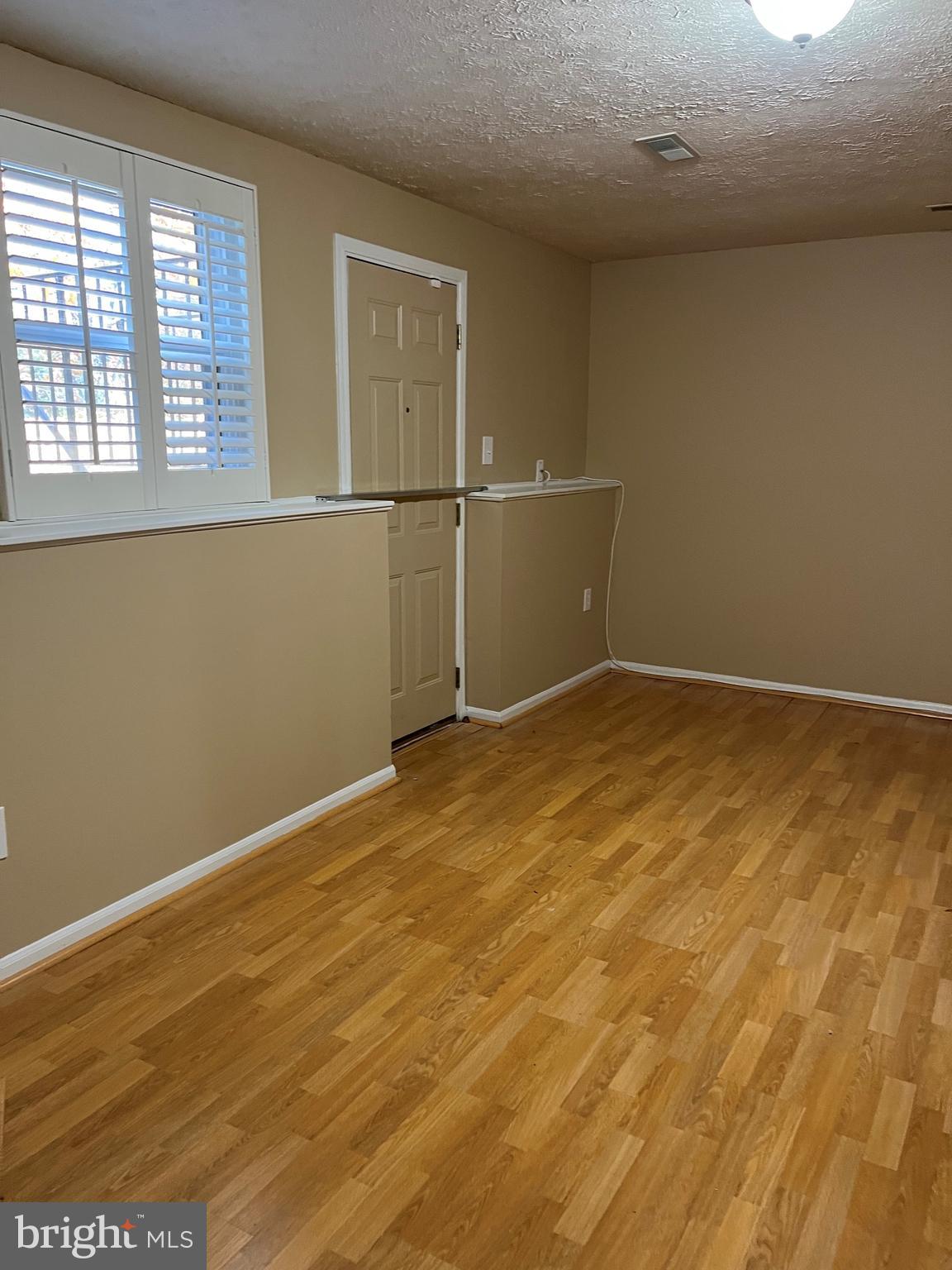 VILLAGE OF HICKORY RIDGE - Residential Lease