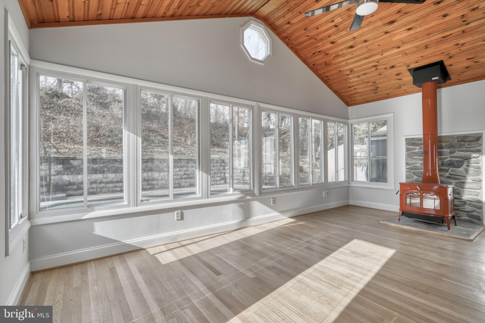 WYNNEWOOD - Residential