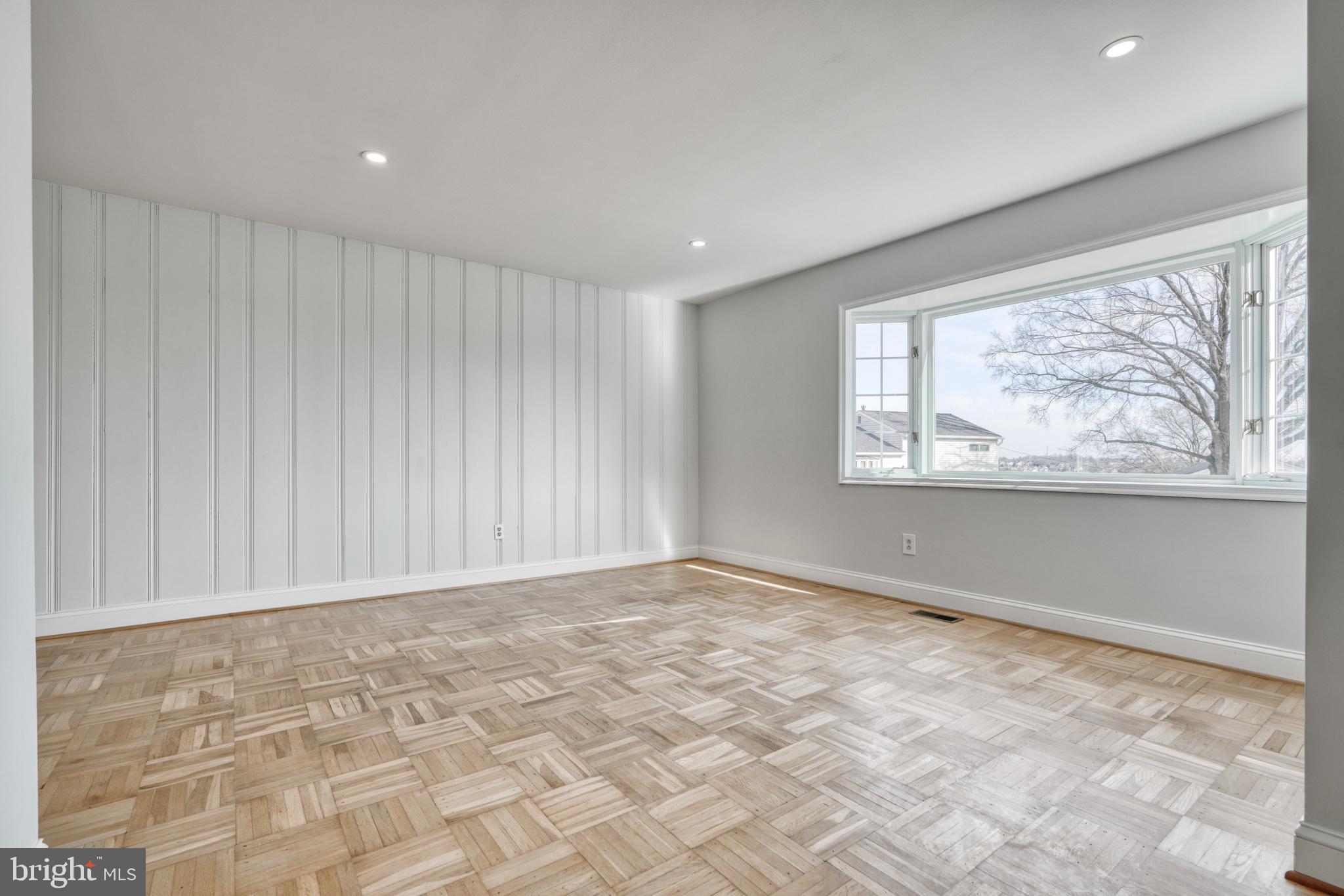 WYNNEWOOD - Residential