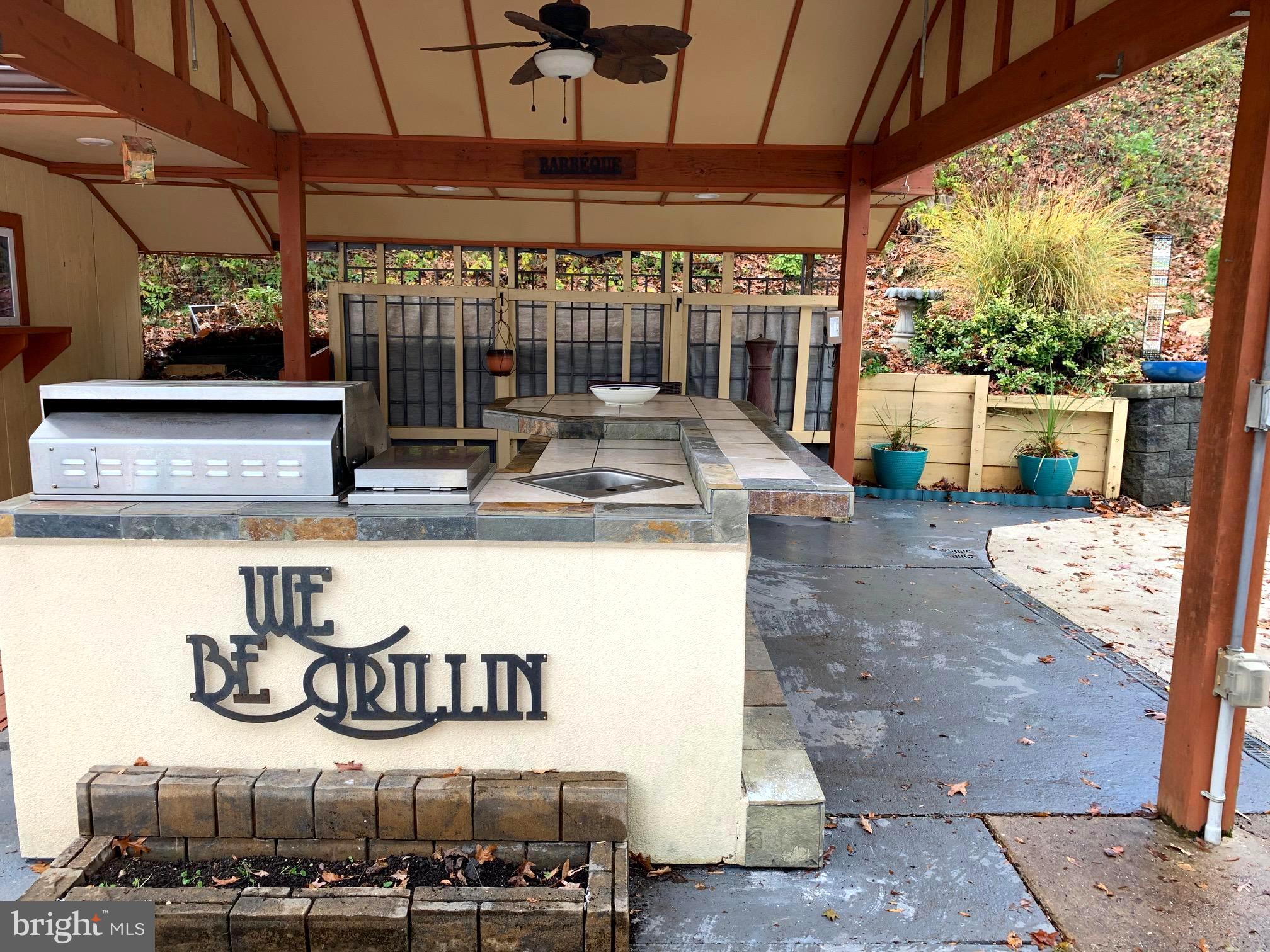 WYNNEWOOD - Residential