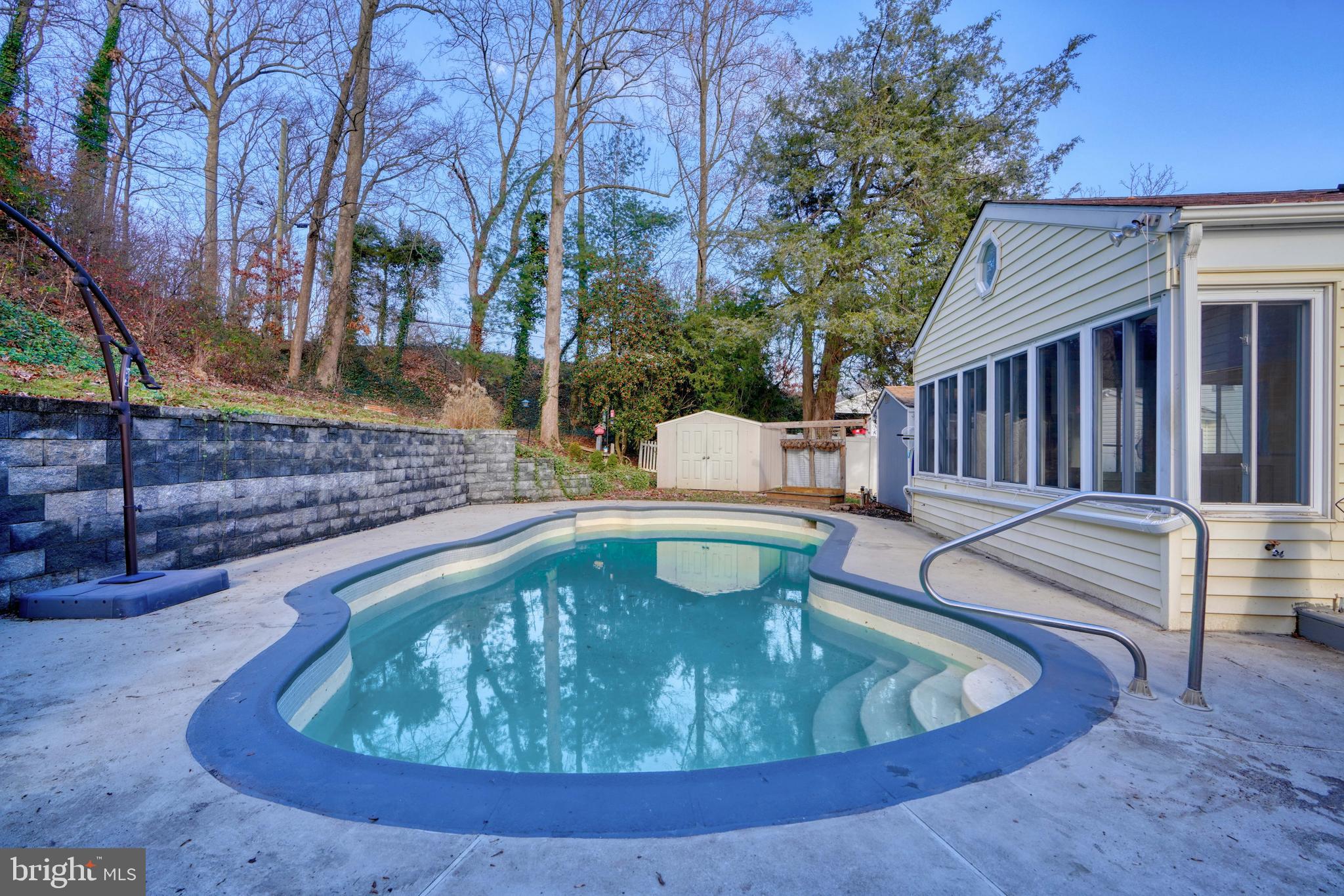 WYNNEWOOD - Residential