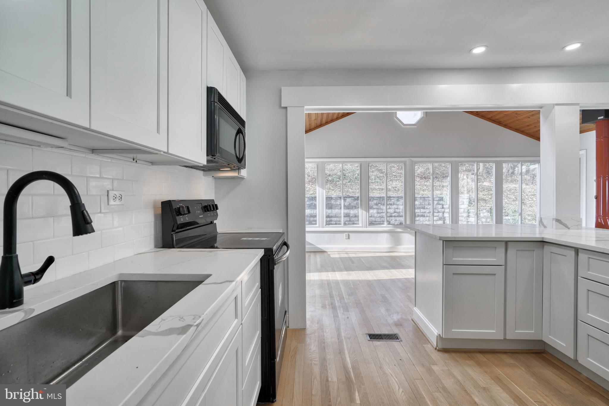 WYNNEWOOD - Residential