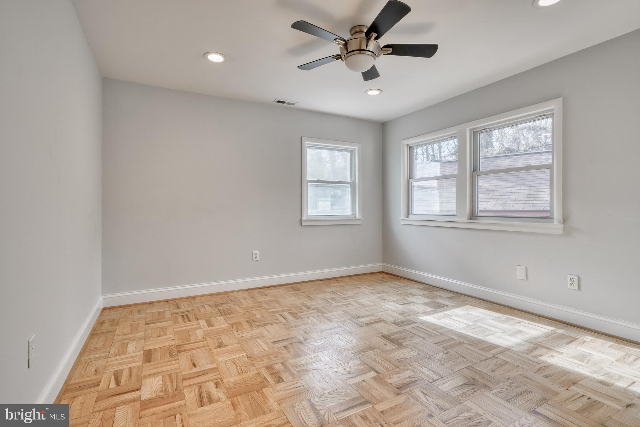 WYNNEWOOD - Residential