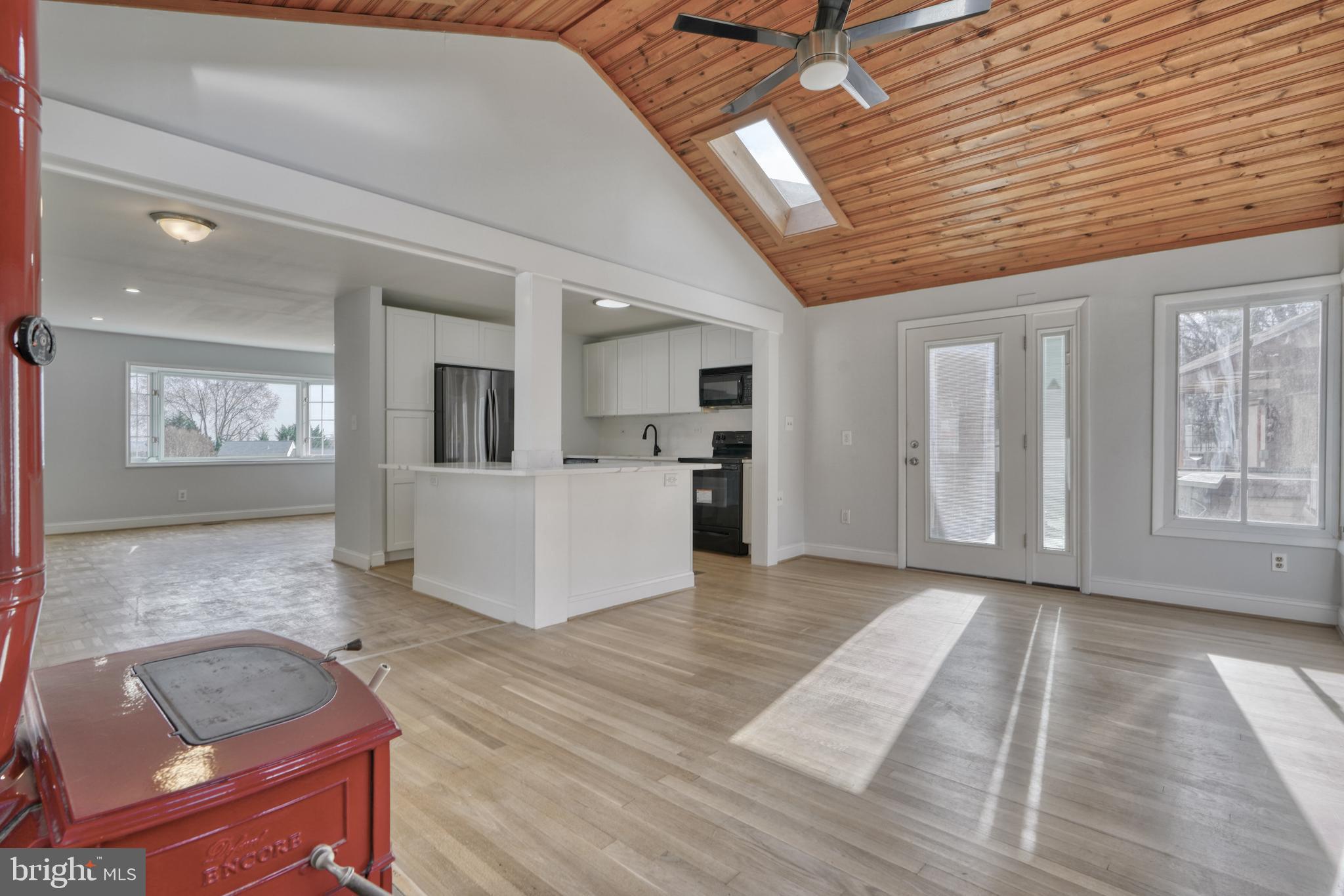 WYNNEWOOD - Residential