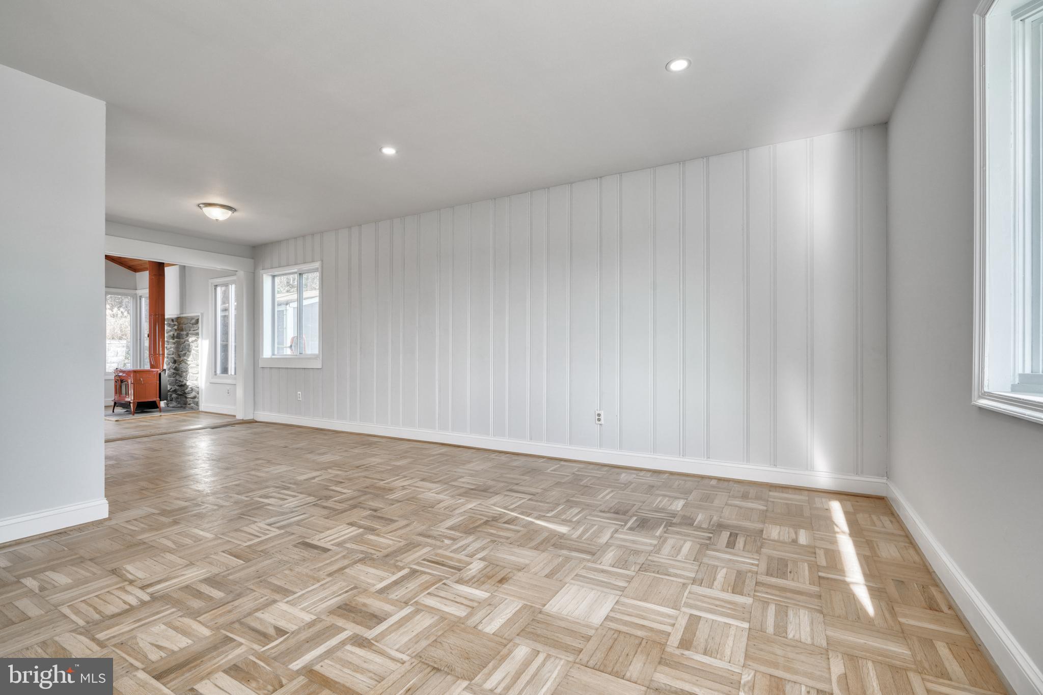 WYNNEWOOD - Residential