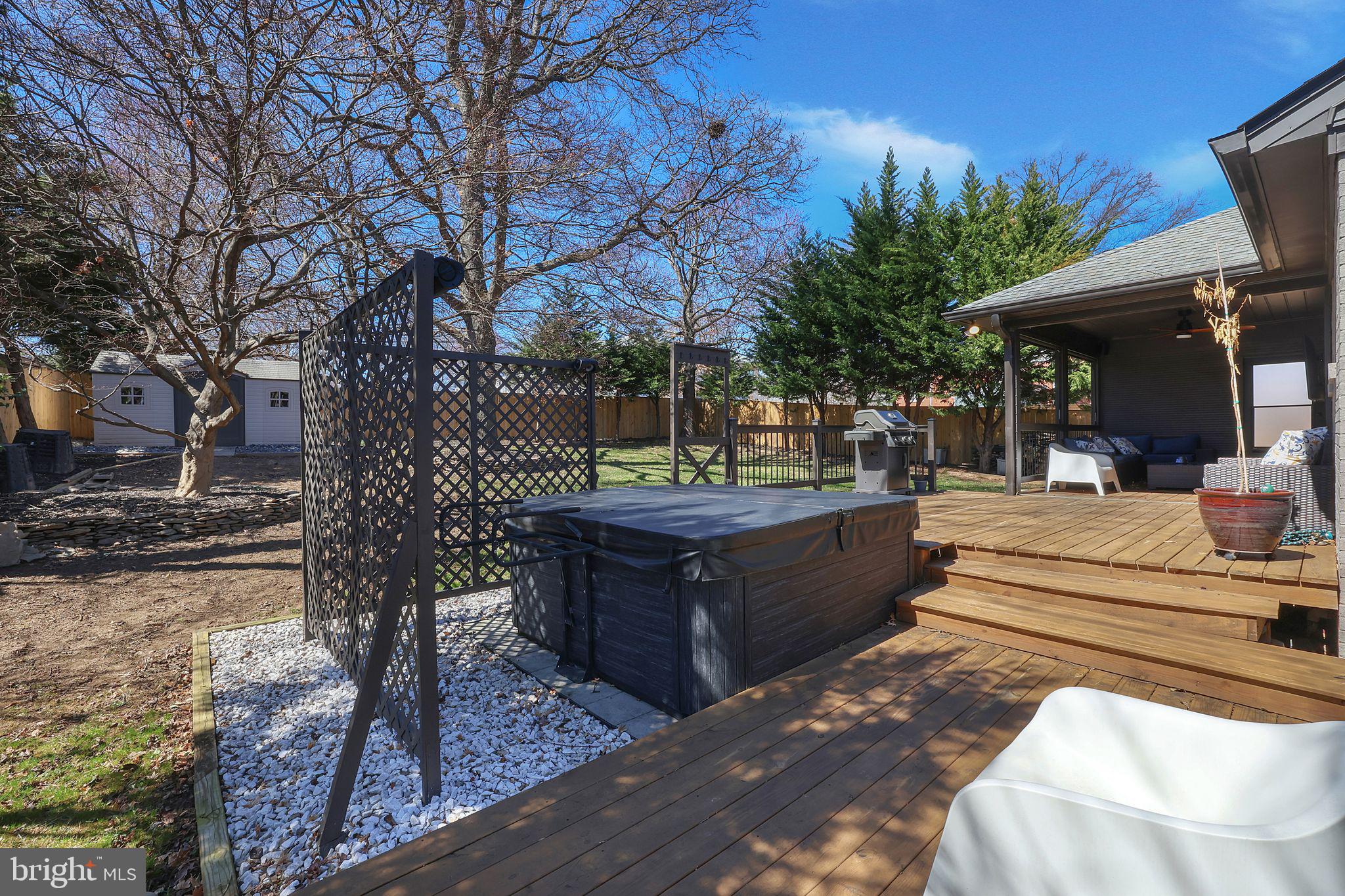 NORTHBROOK ESTATES - Residential