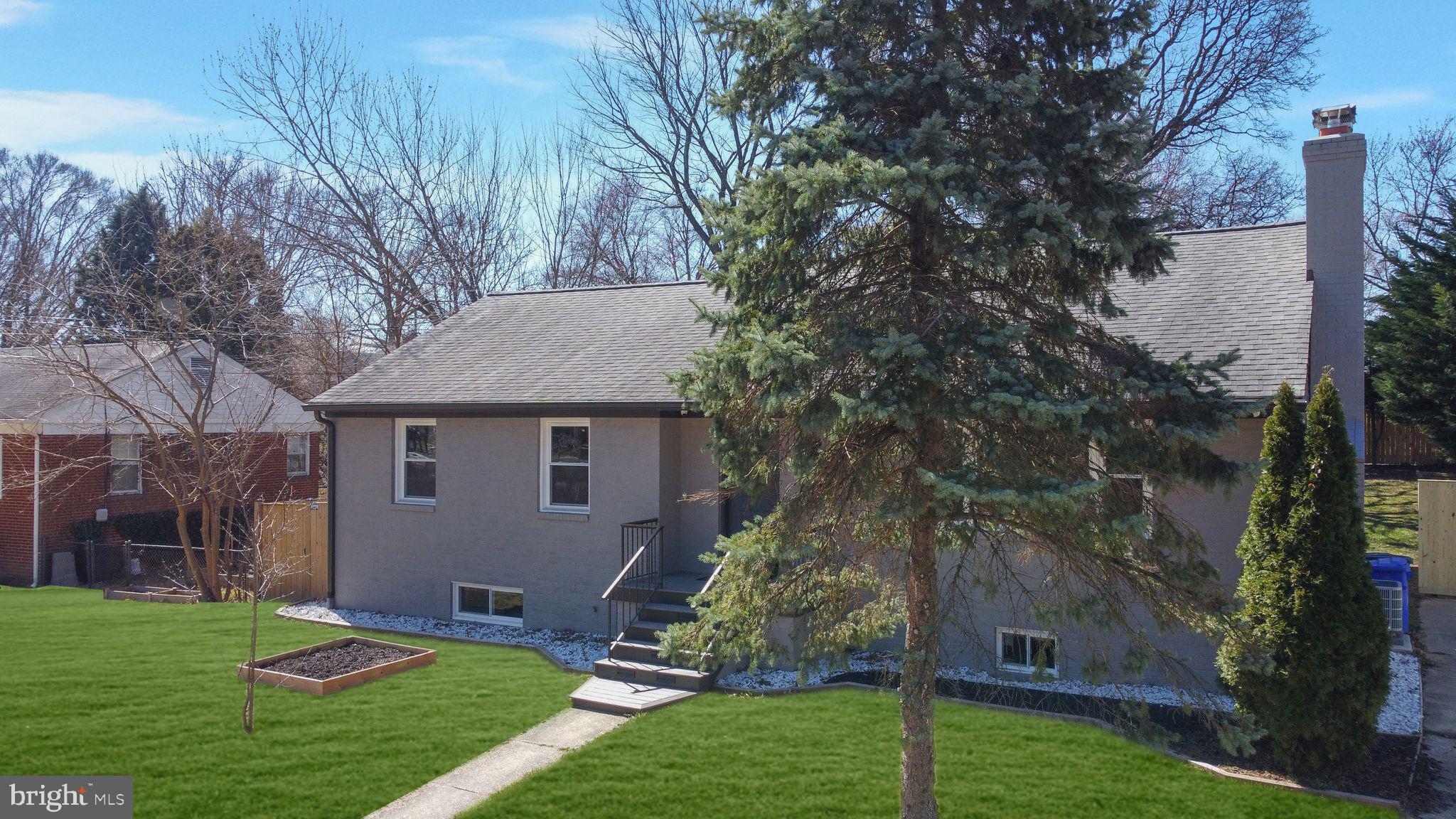 NORTHBROOK ESTATES - Residential