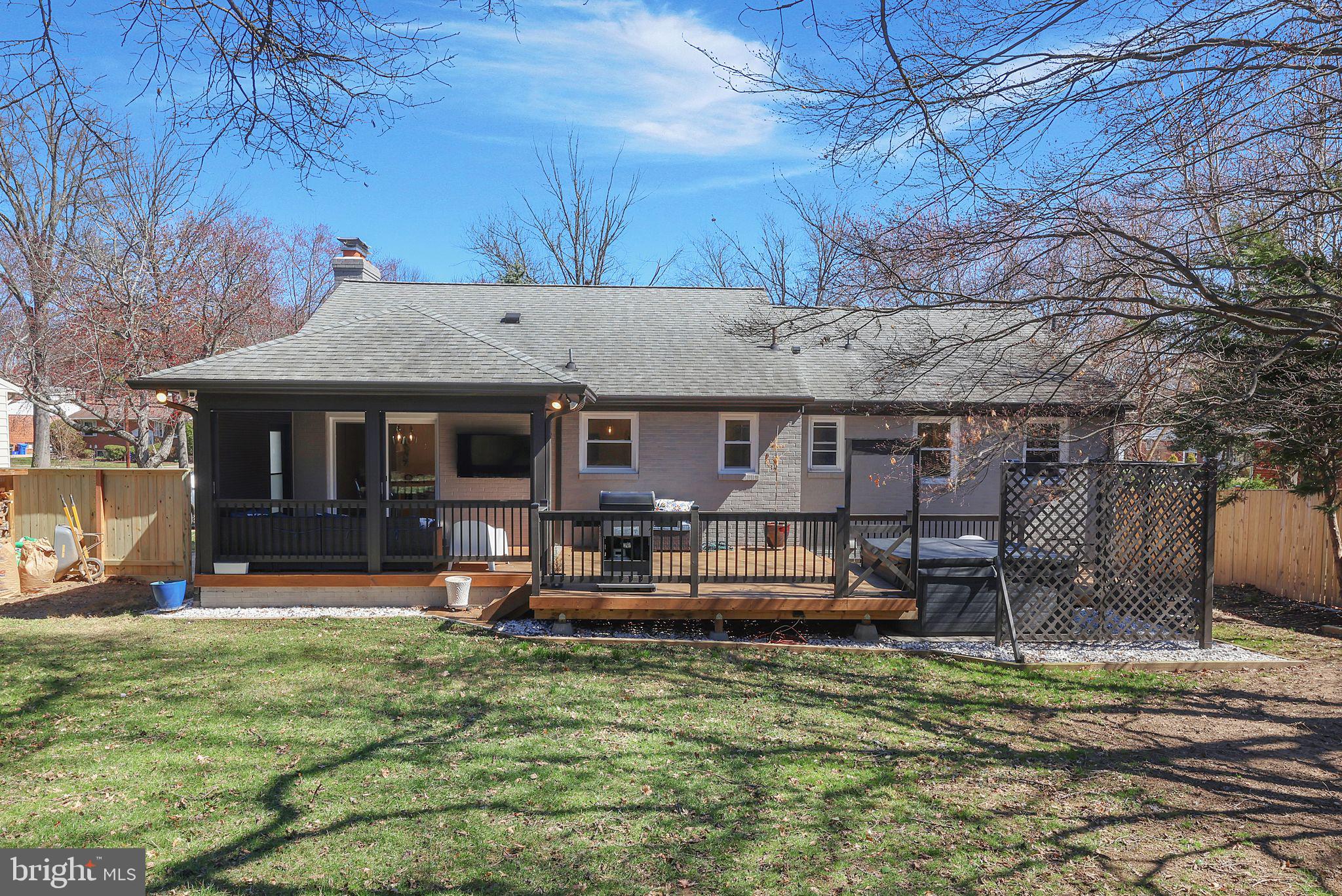 NORTHBROOK ESTATES - Residential