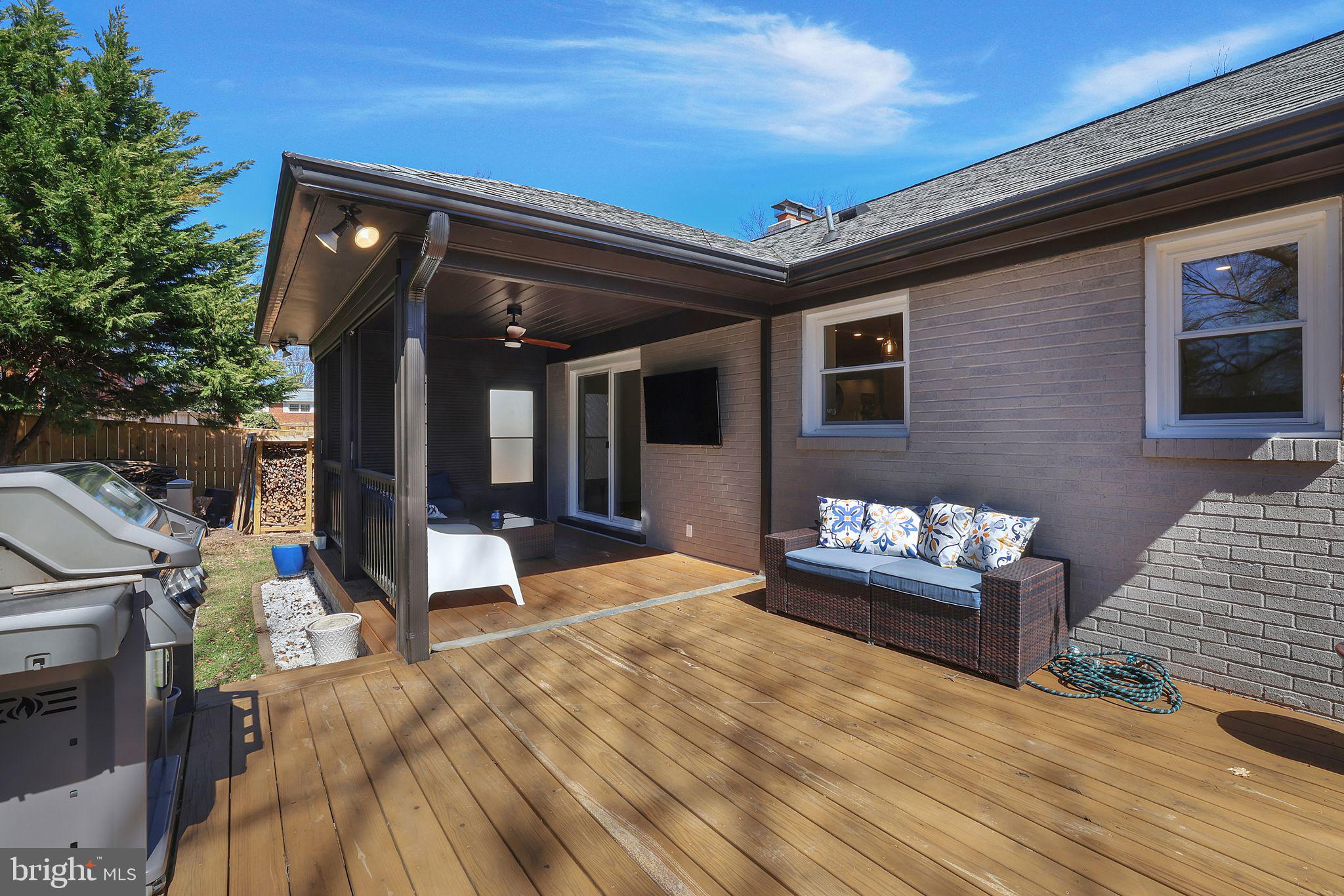 NORTHBROOK ESTATES - Residential