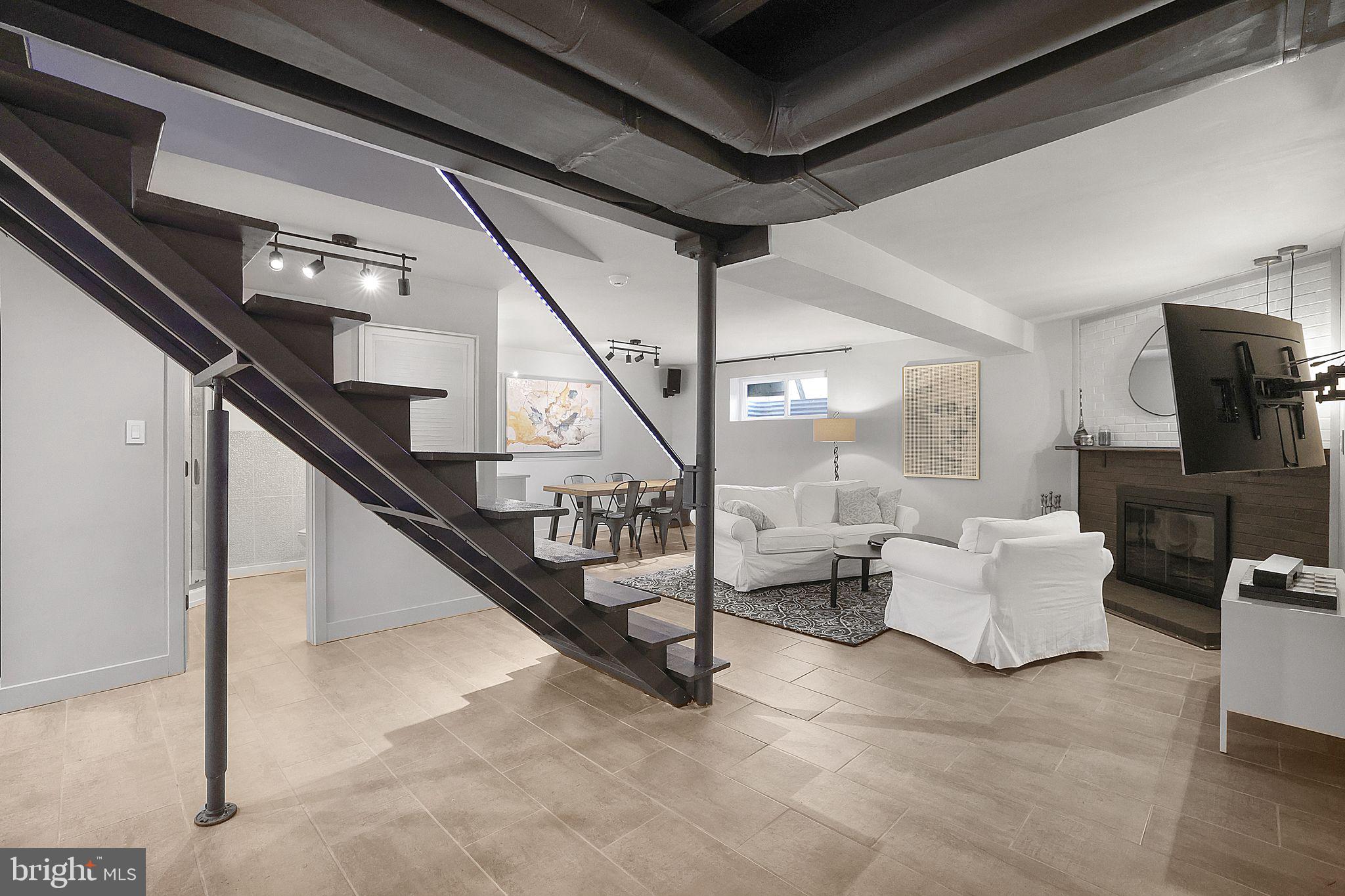 NORTHBROOK ESTATES - Residential