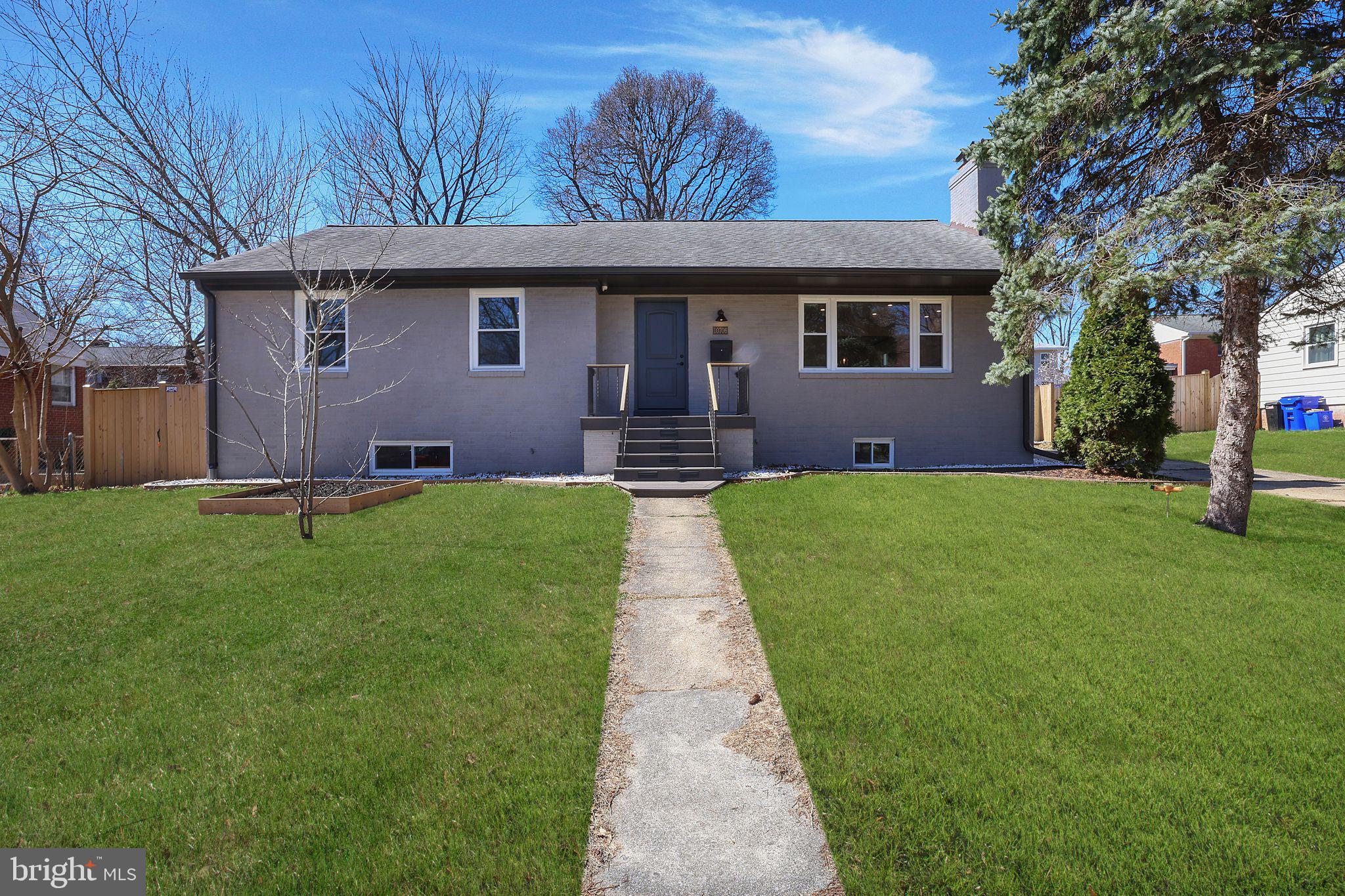 NORTHBROOK ESTATES - Residential