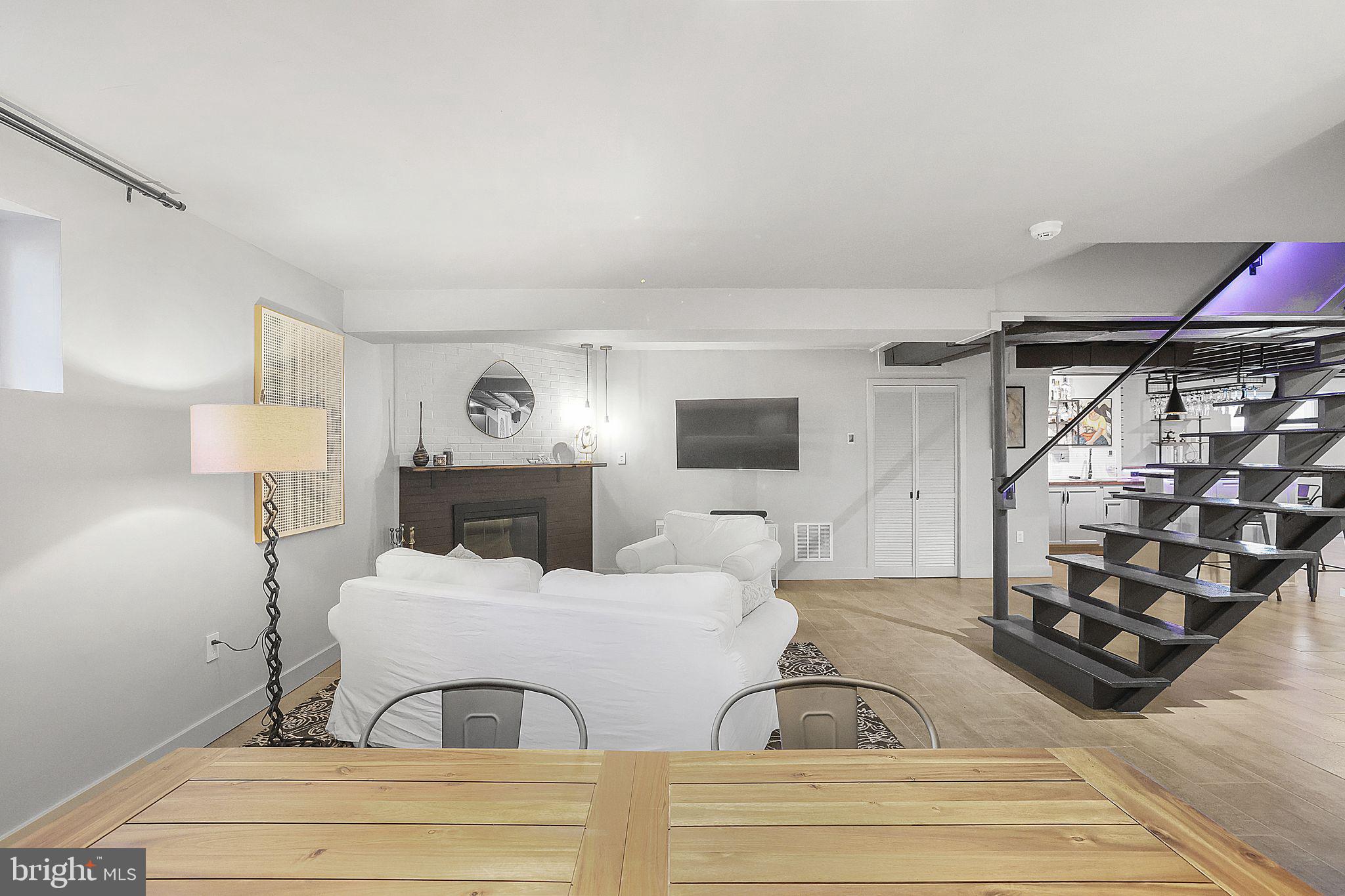 NORTHBROOK ESTATES - Residential