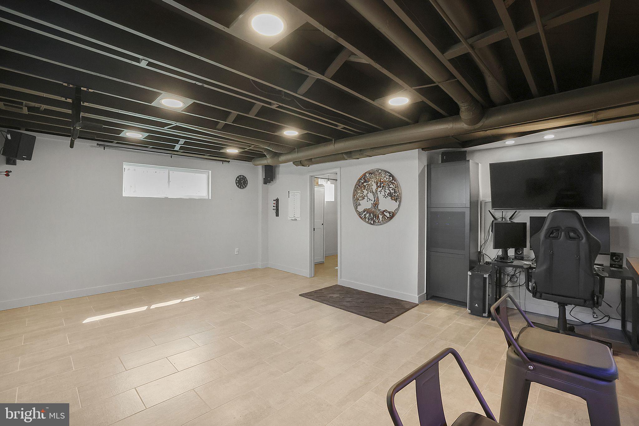 NORTHBROOK ESTATES - Residential