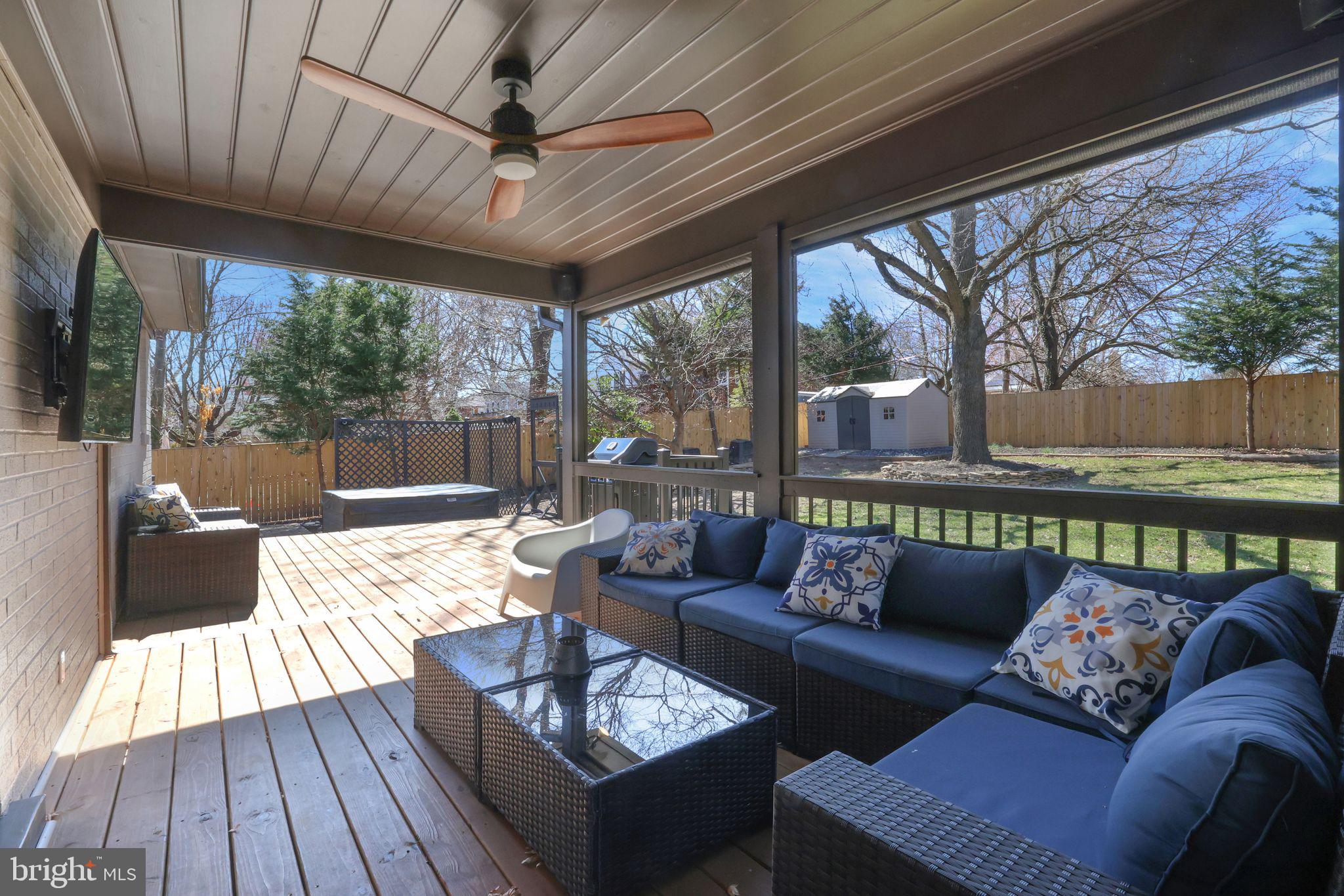 NORTHBROOK ESTATES - Residential