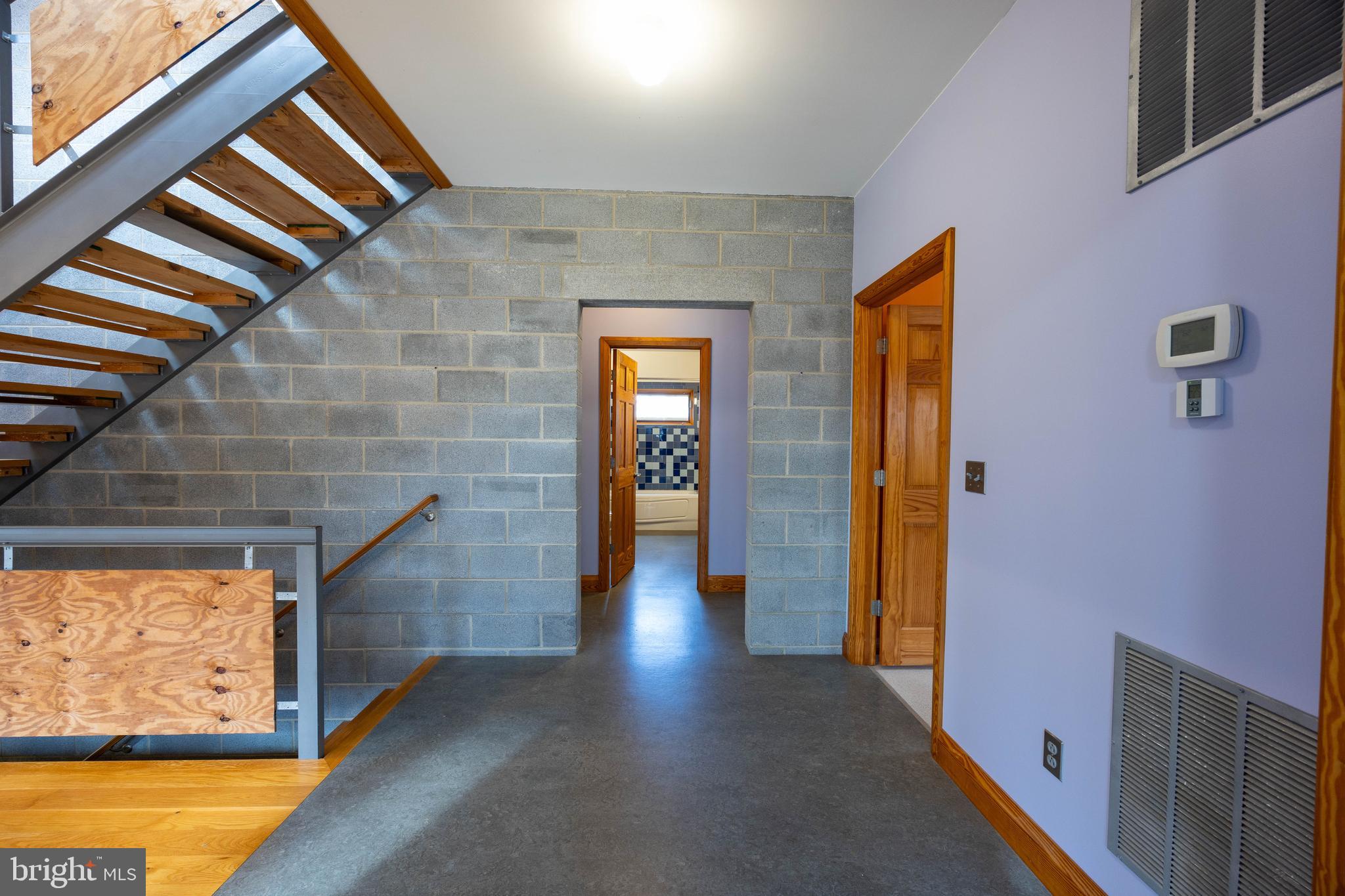 BROOMGRASS - Residential