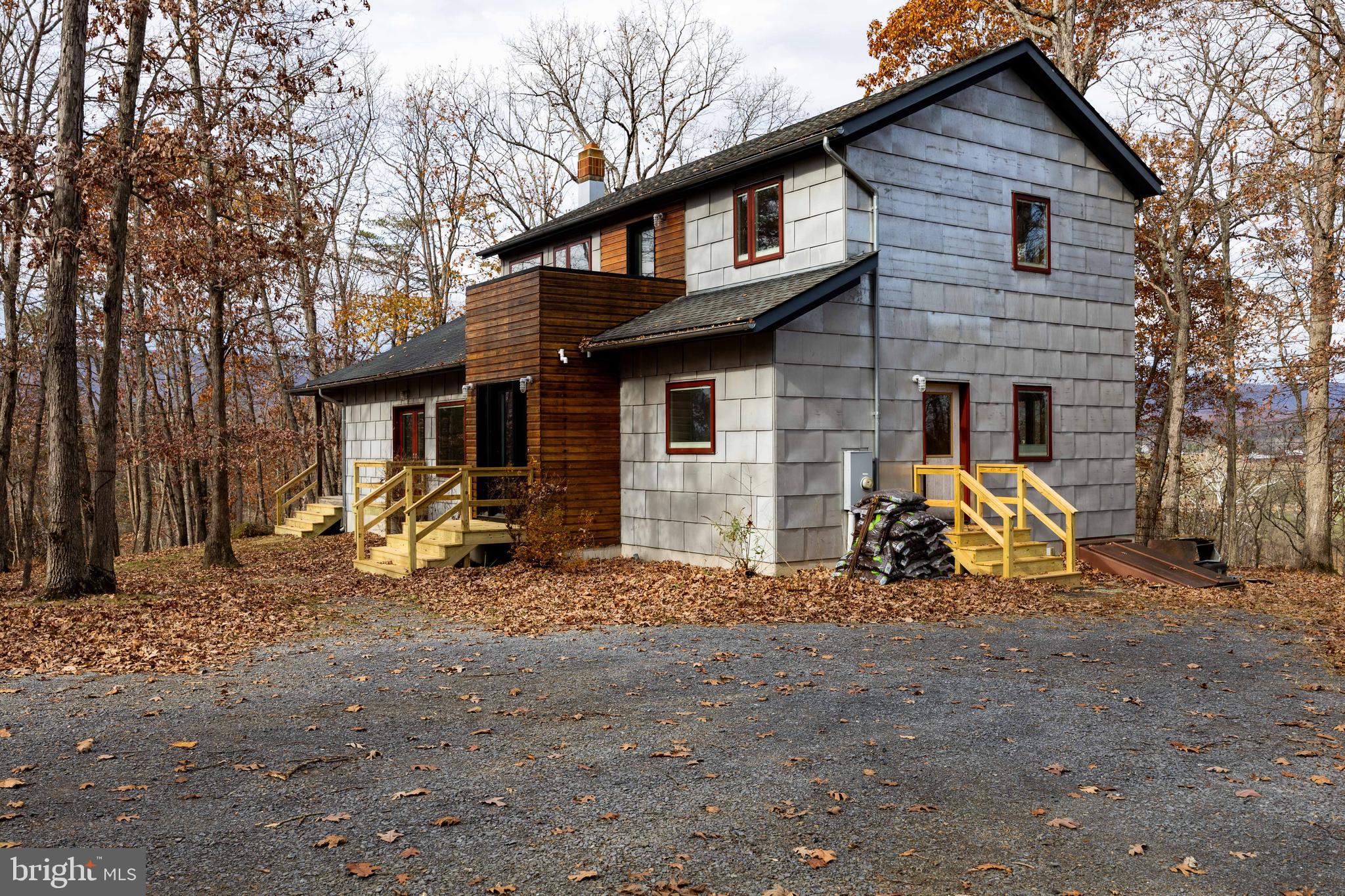 BROOMGRASS - Residential