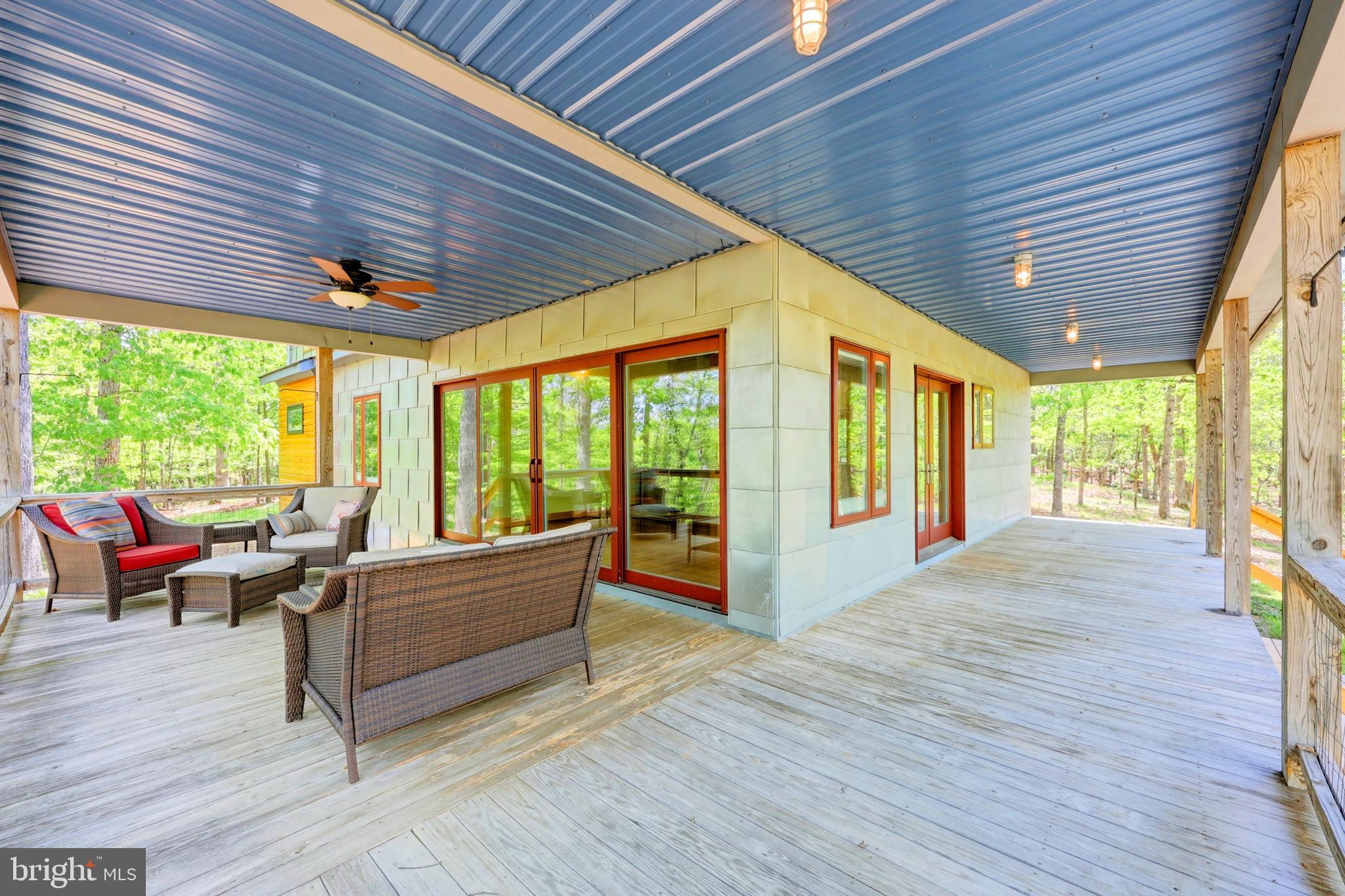 BROOMGRASS - Residential