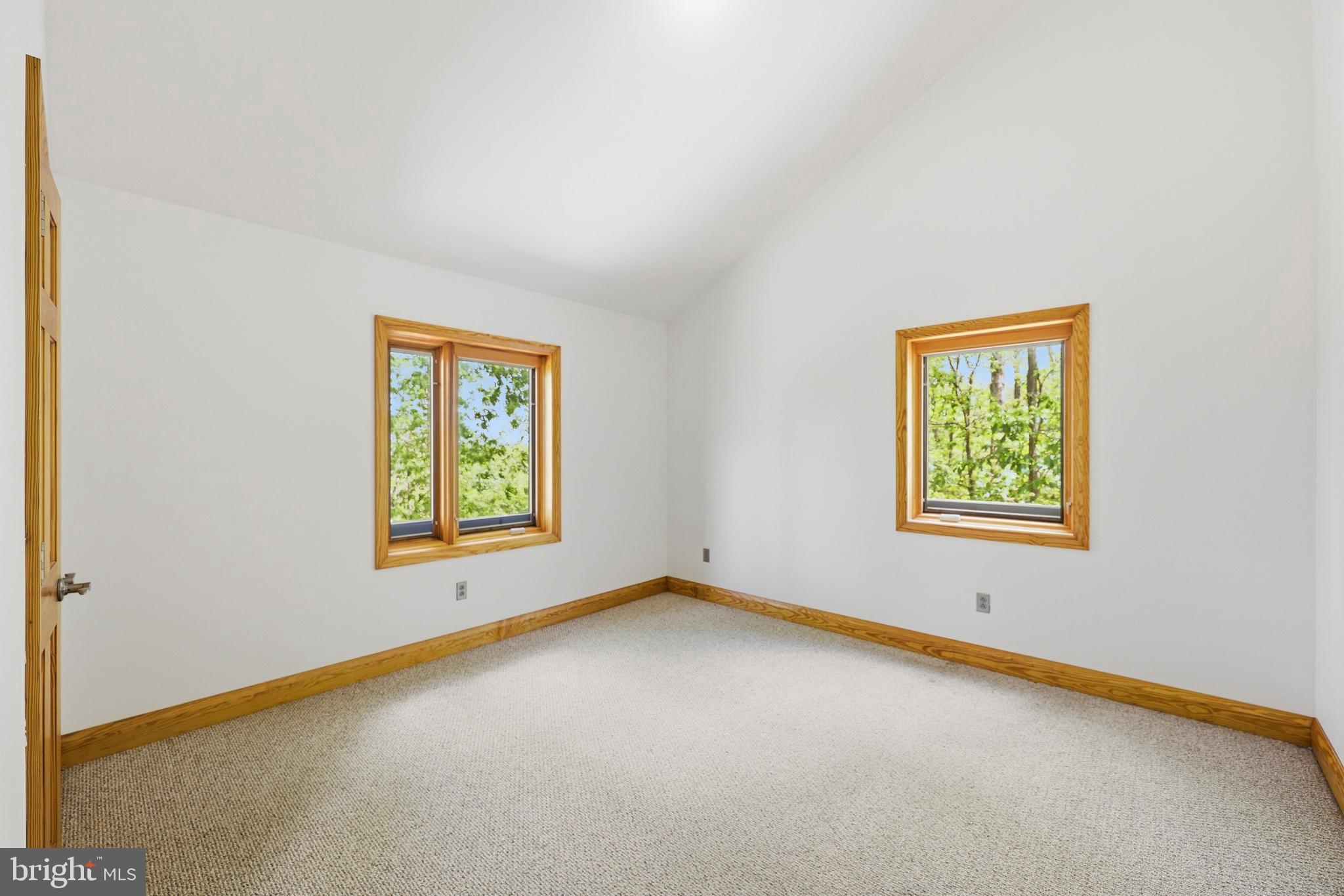 BROOMGRASS - Residential