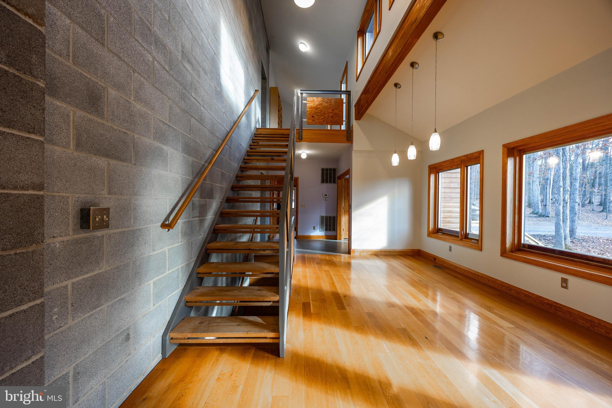 BROOMGRASS - Residential