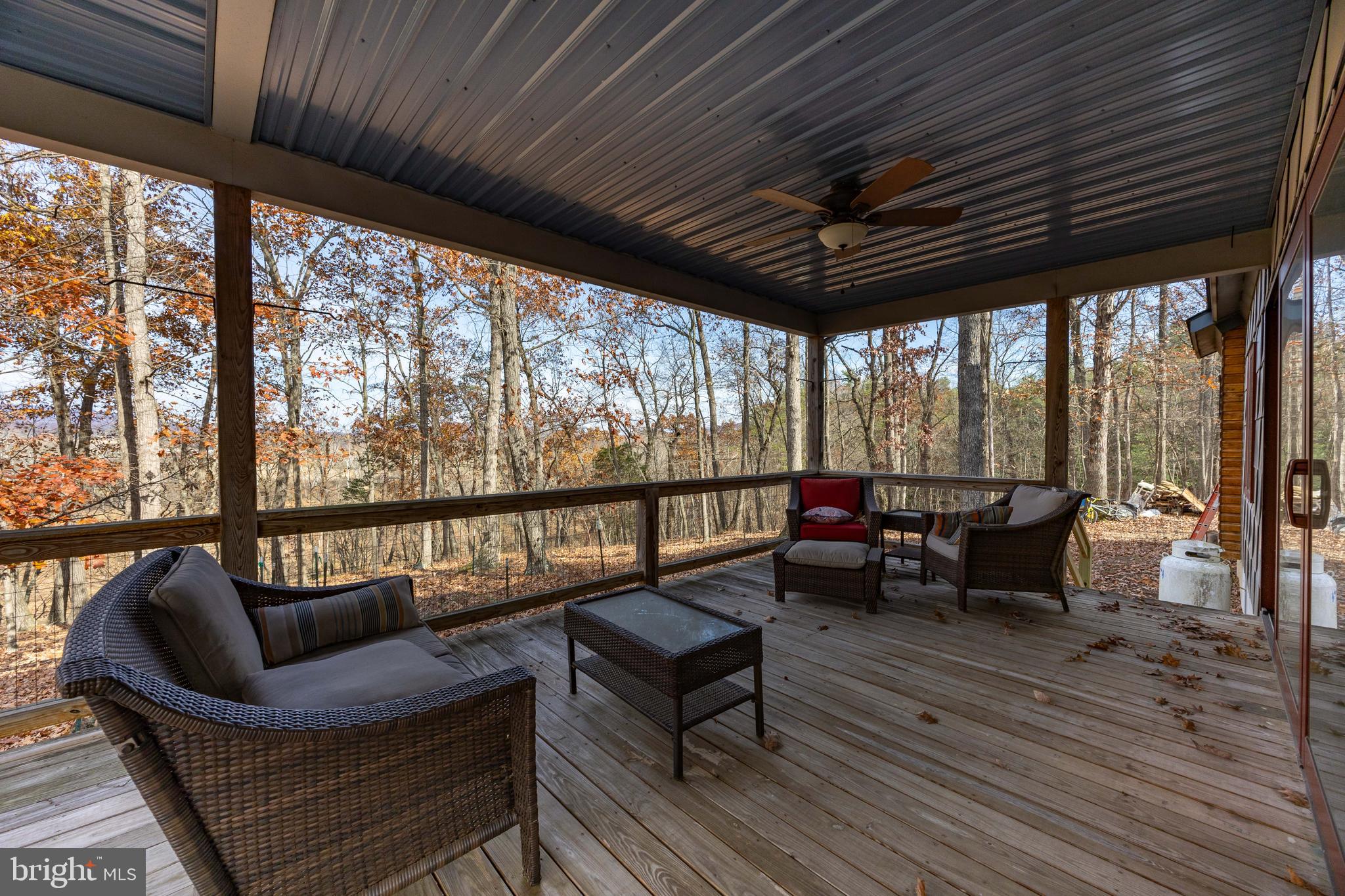 BROOMGRASS - Residential