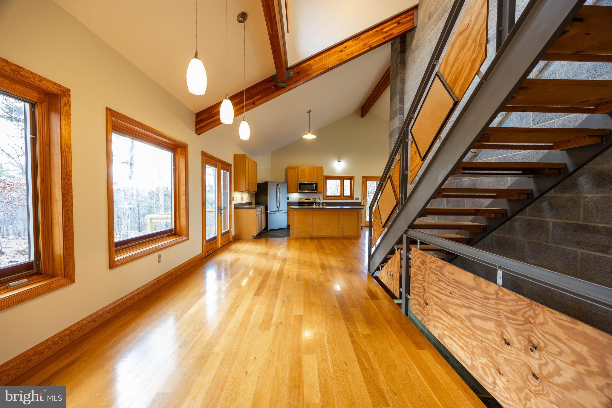 BROOMGRASS - Residential