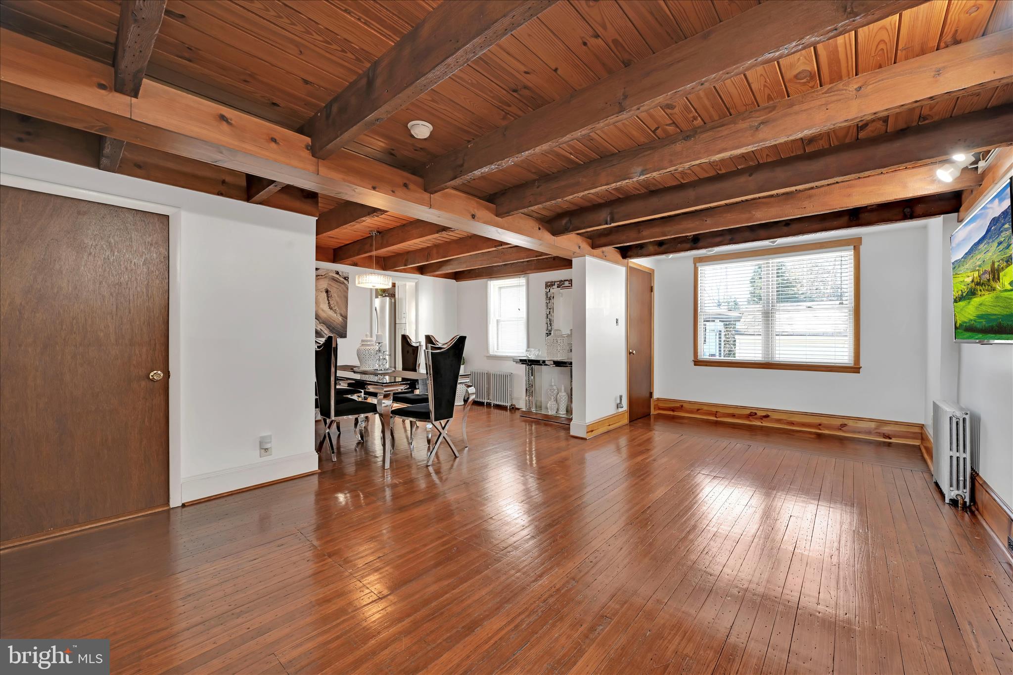 2318 MARIETTA AVENUE